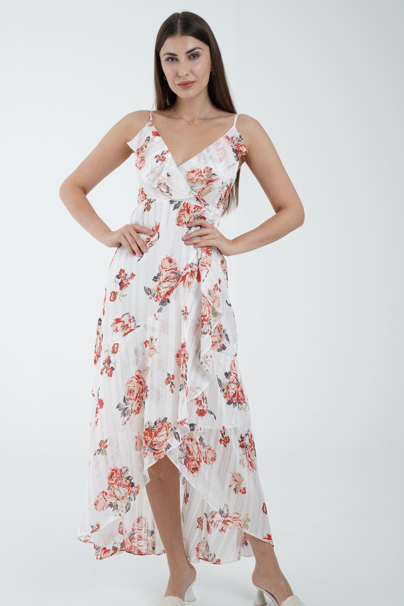 نتشي فستان ماكسي بفتحة صدر حمالات كم طويل أوف وايت