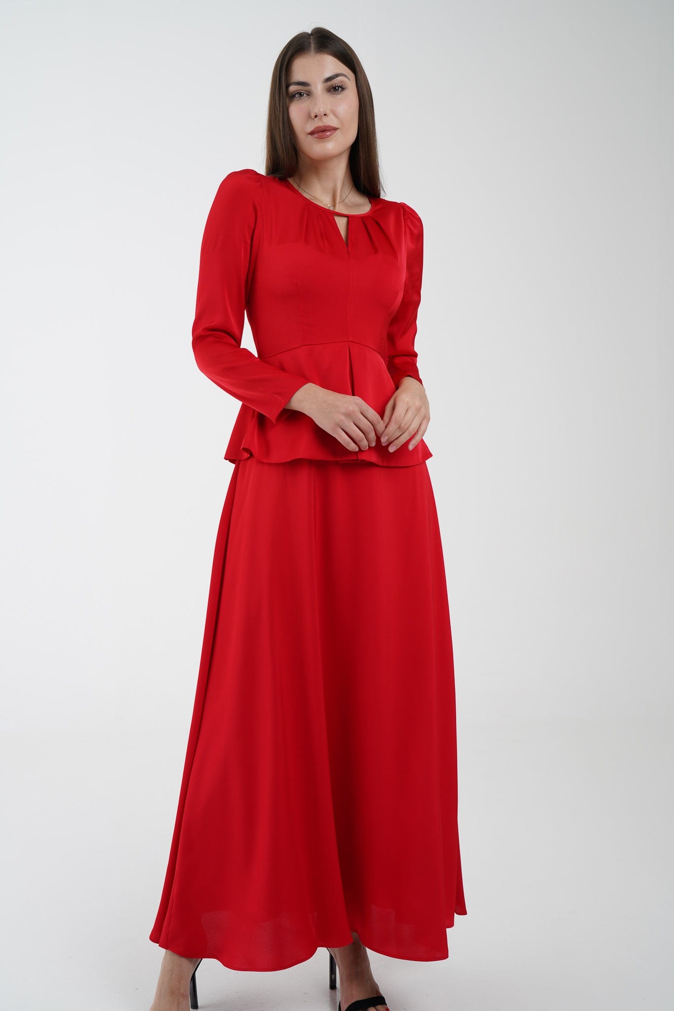 نتشي فستان سادة ماكسي مخصر بفتحة صدر كم طويل نسائي