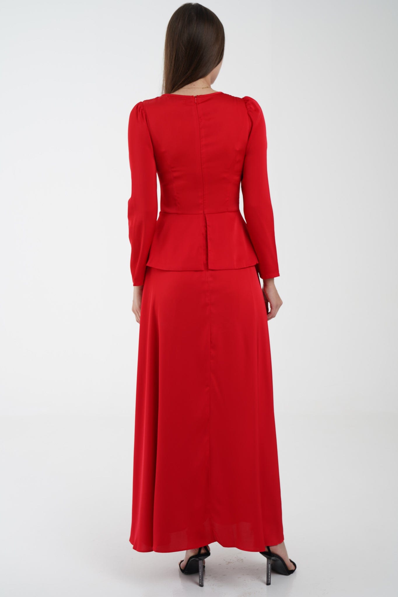 نتشي فستان سادة ماكسي مخصر بفتحة صدر كم طويل نسائي