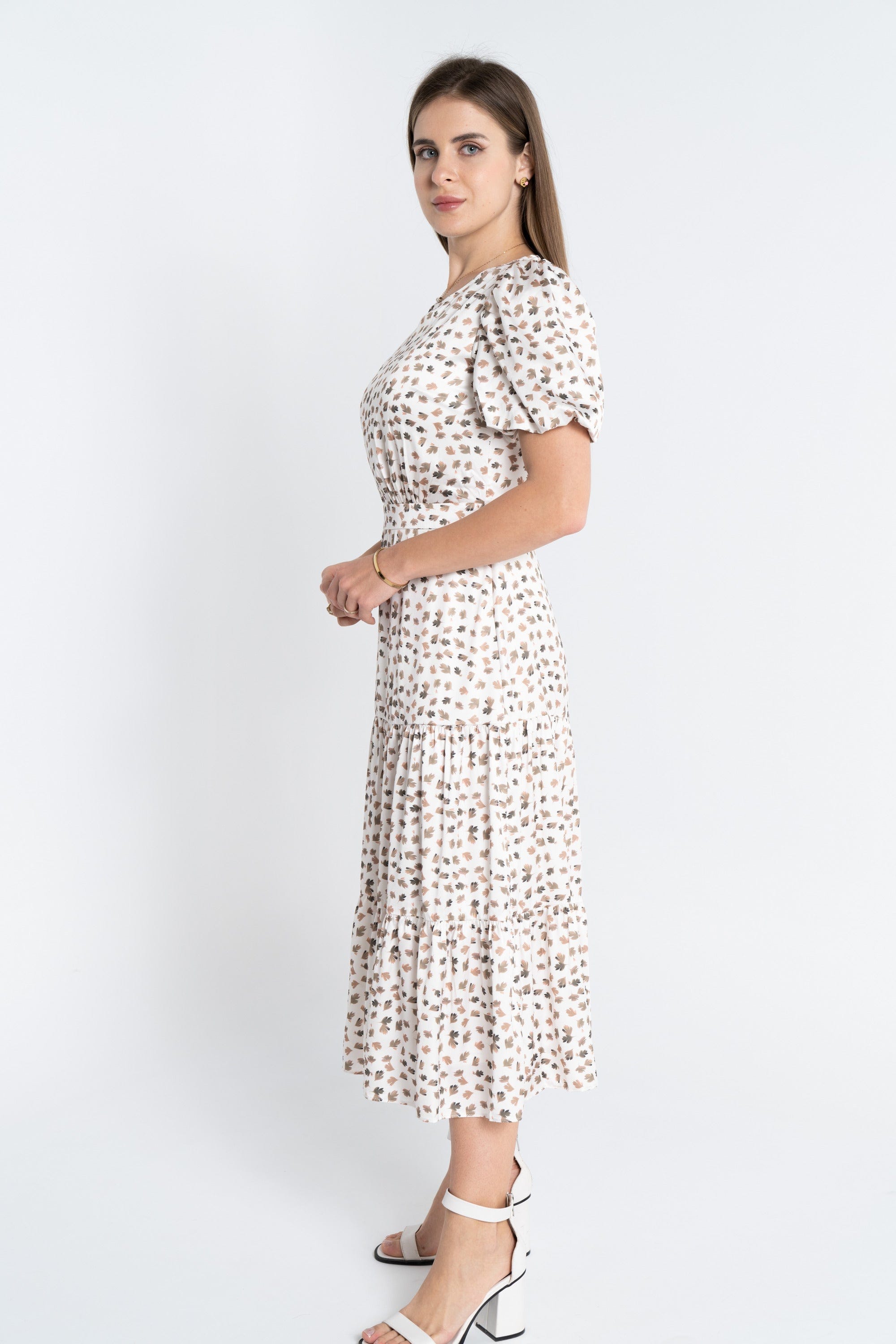 نتشي فستان ميدي منقوش طبقات كم قصير بف نسائي