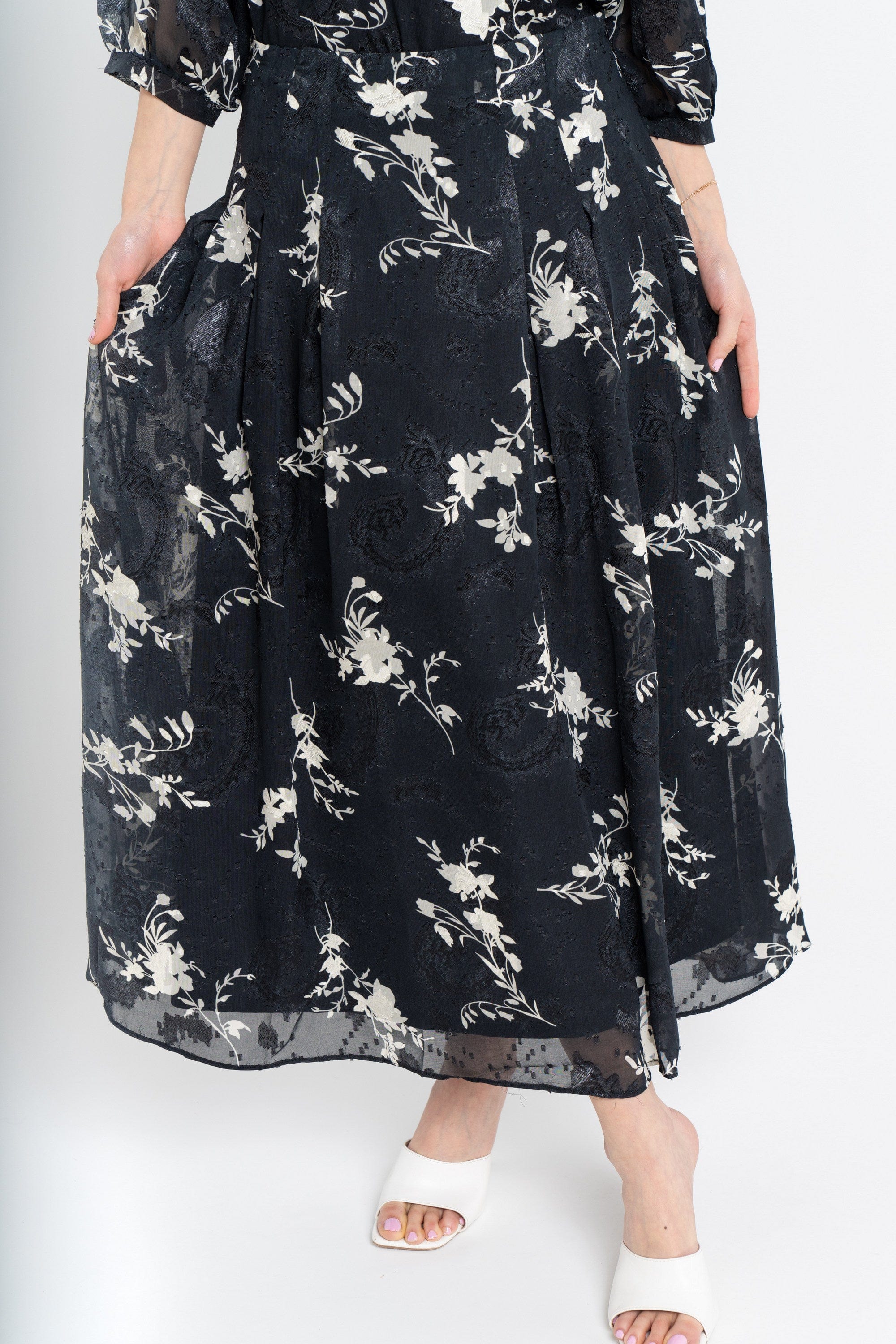 نتشي تنورة ميدي مشجرة كلوش نسائي