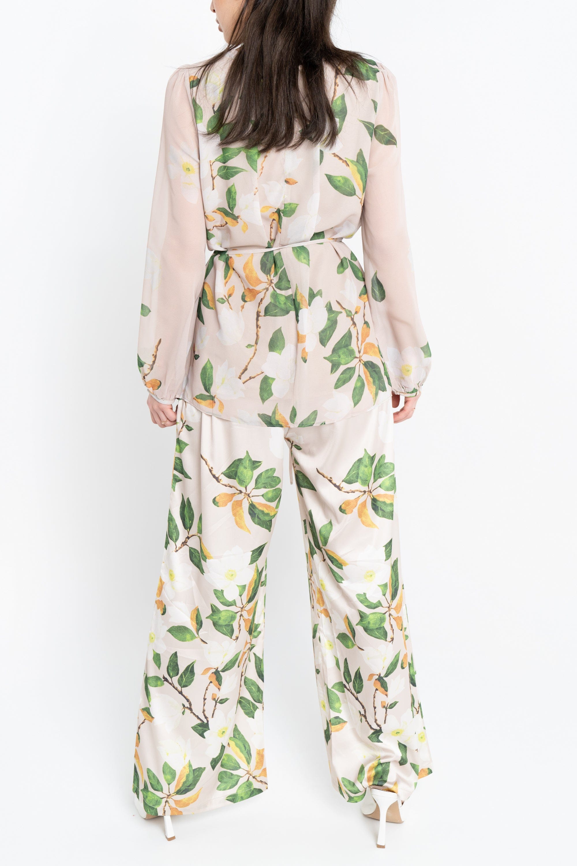 نتشي بنطلون طويل واسع مشجر نسائي