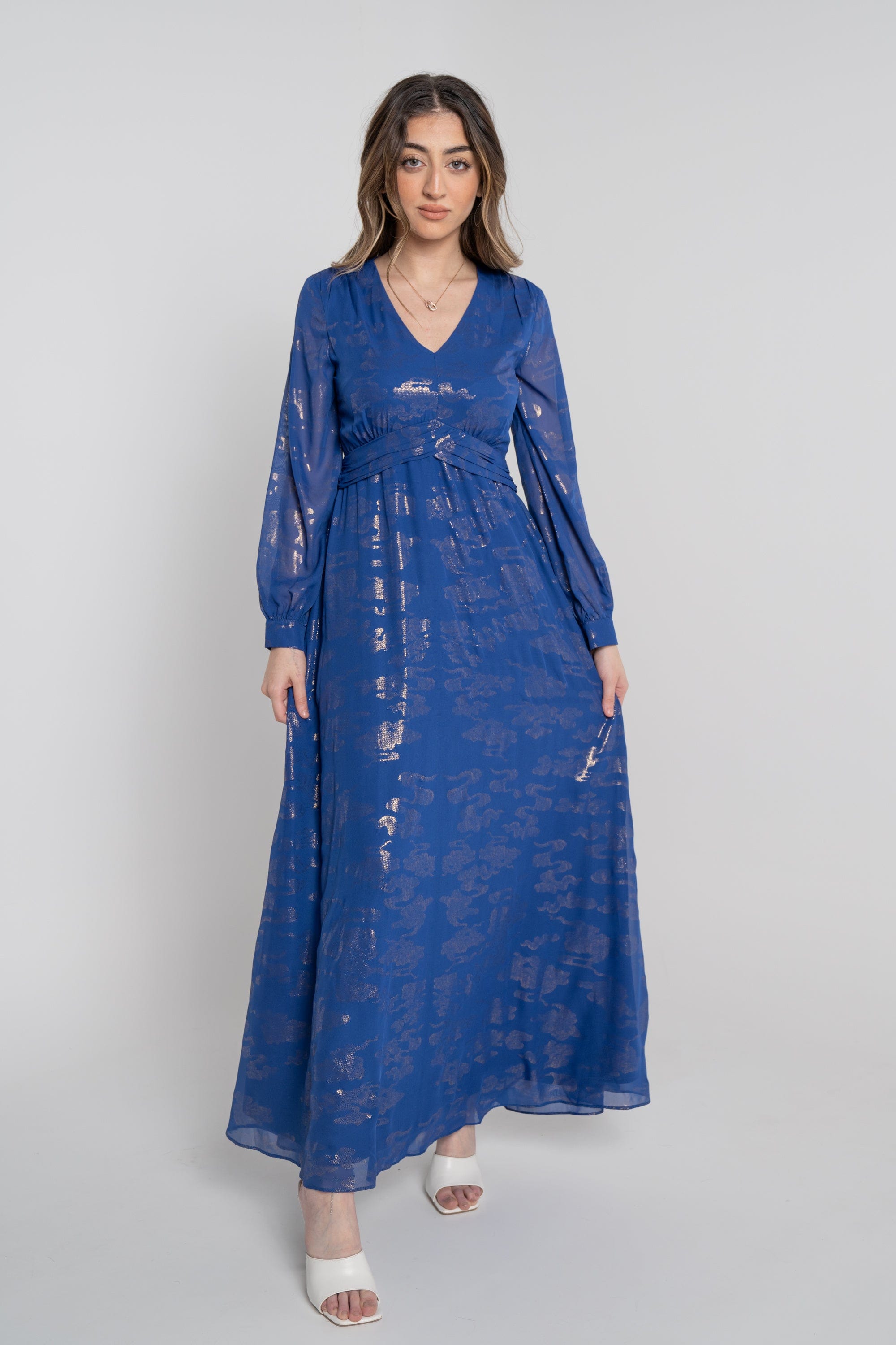 نتشي فستان طويل منقوش لامع مخصر كم طويل بفتحة سبعة نسائي