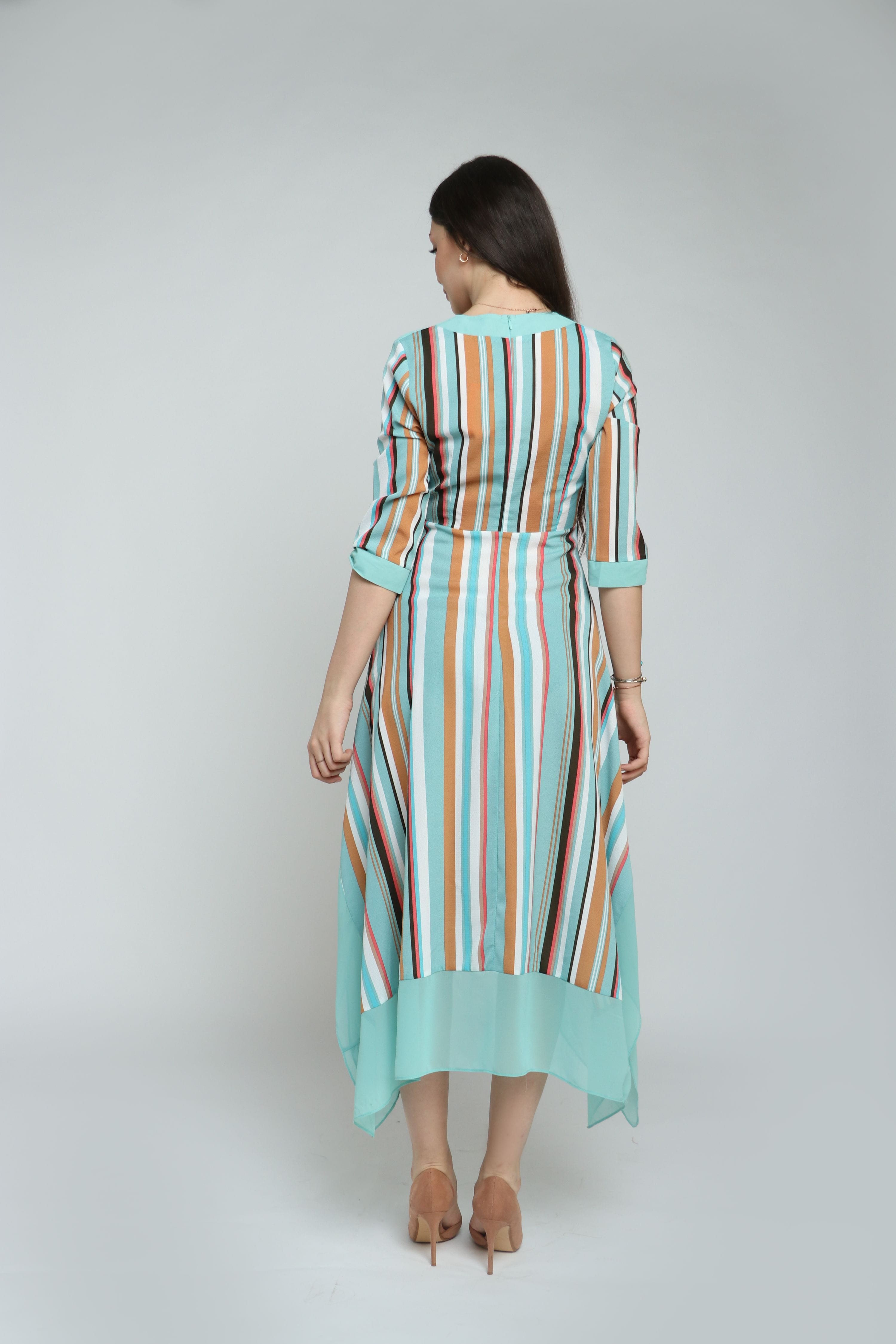 نتشي فستان ميدي قصير ملفوف علي الخصر الباستيل الأخضر