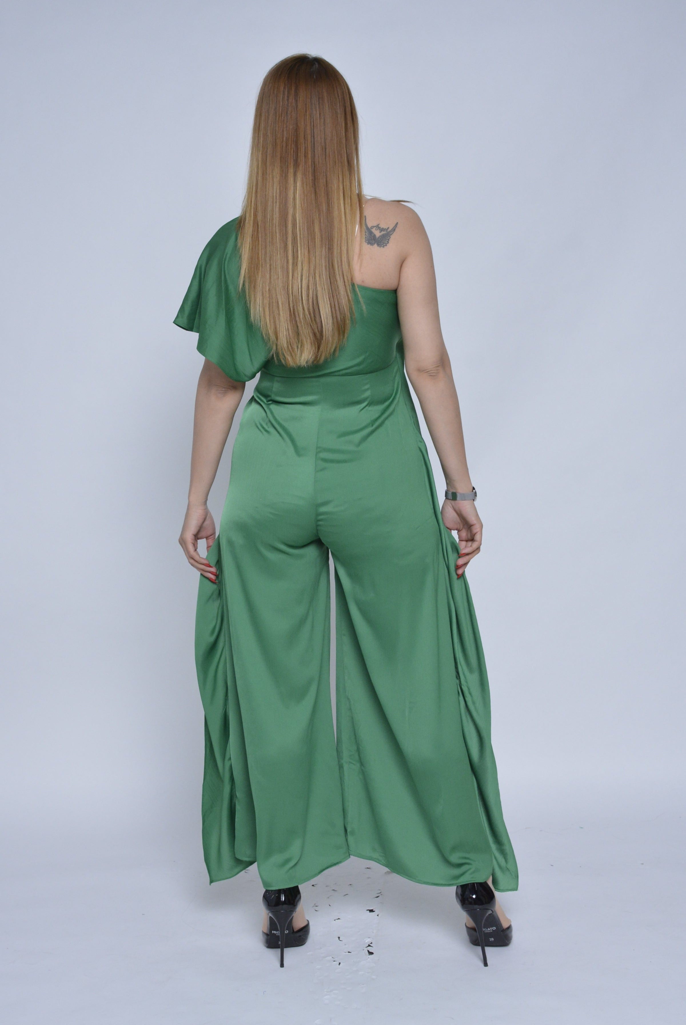 نتشي جمبسوت للمناسبات بكتف واحد