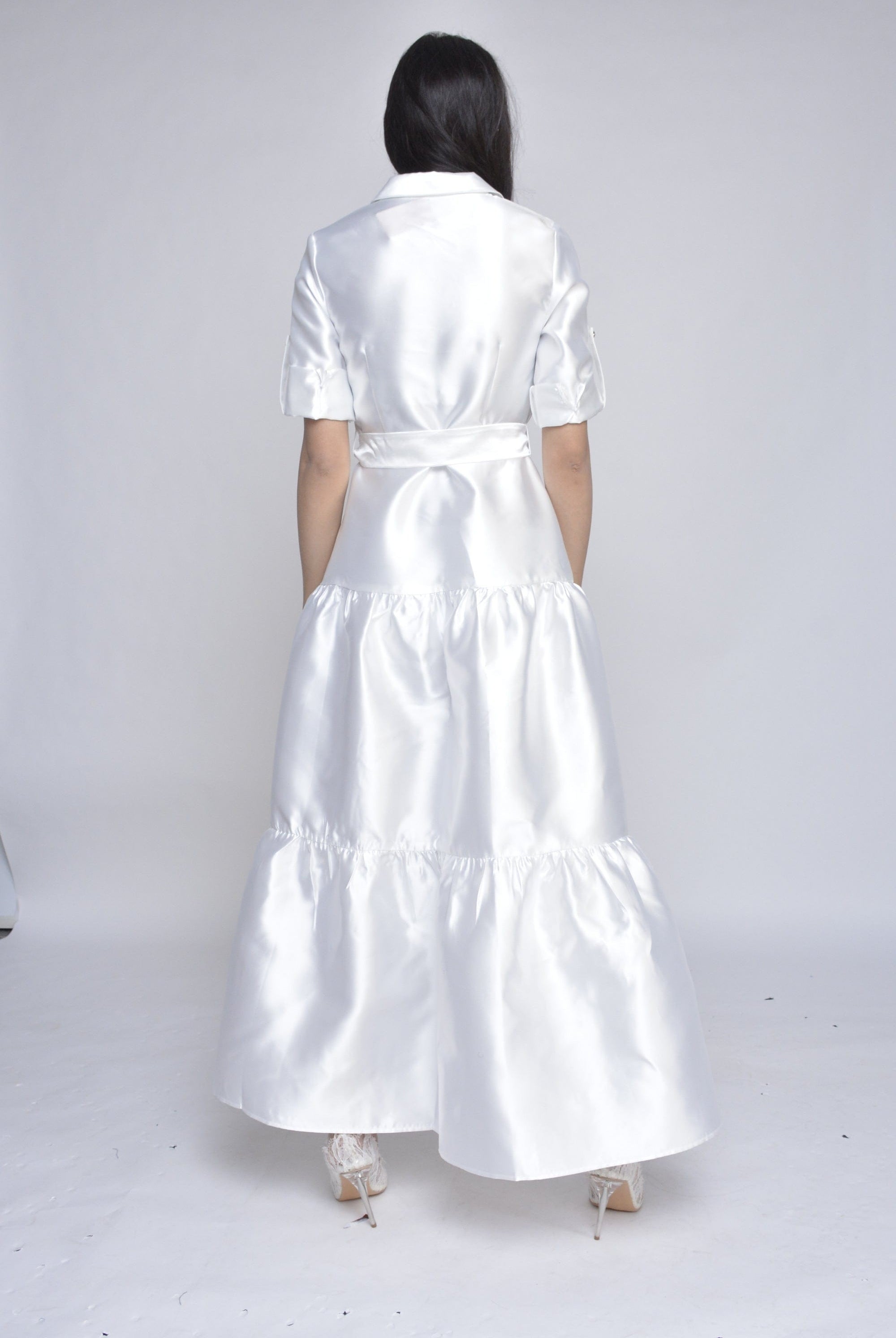 نتشي فستان ماكسي ناعم 3/4 كم طويل بأزرار أمامية