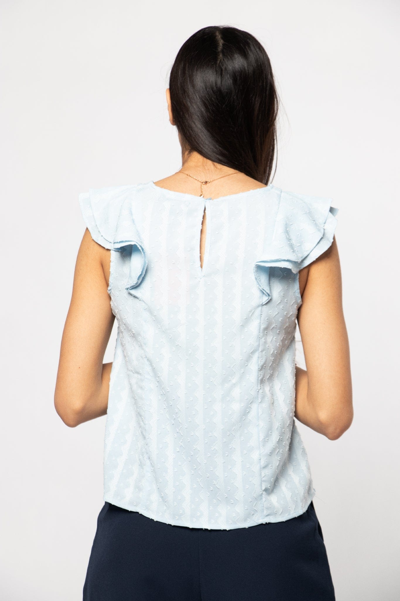 نتشي بلوزة رسمية مخططة بالطول وبأكتاف مكشكشة نسائي