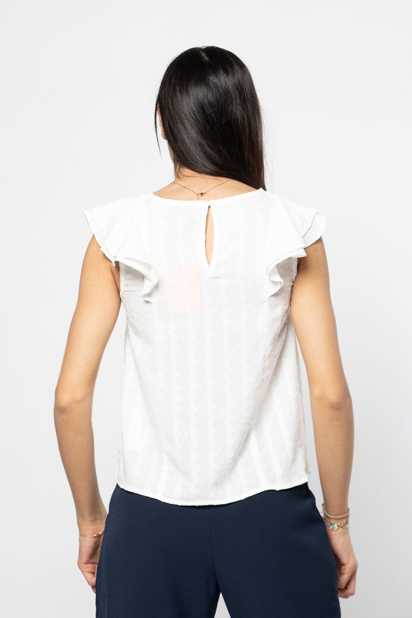 نتشي بلوزة رسمية مخططة بالطول وبأكتاف مكشكشة نسائي