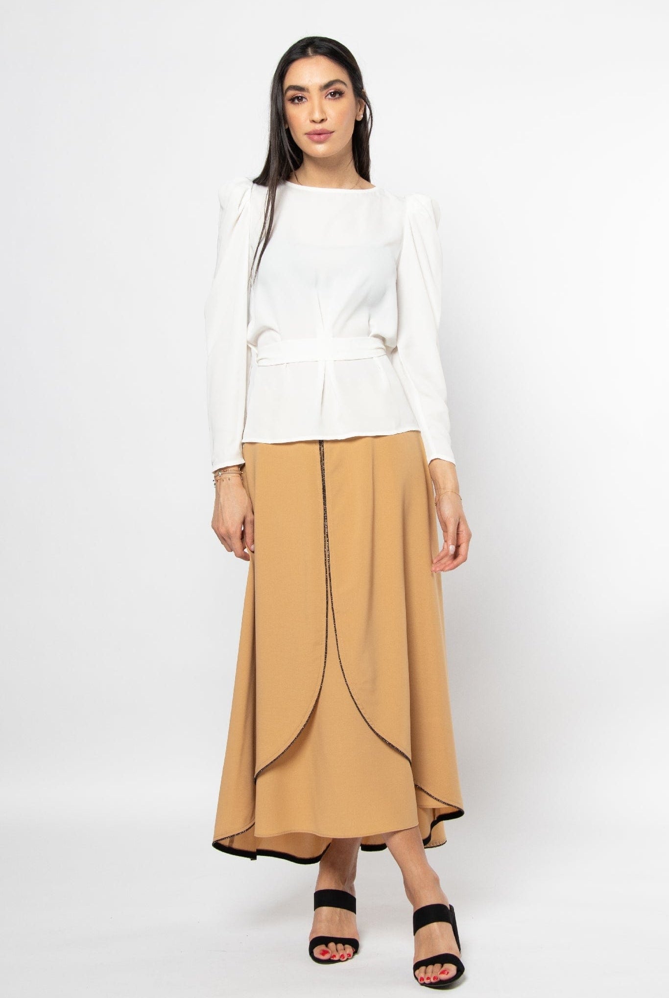 نتشي بلوزة رسمية بحزام على الخصر كم بف طويلة نسائي