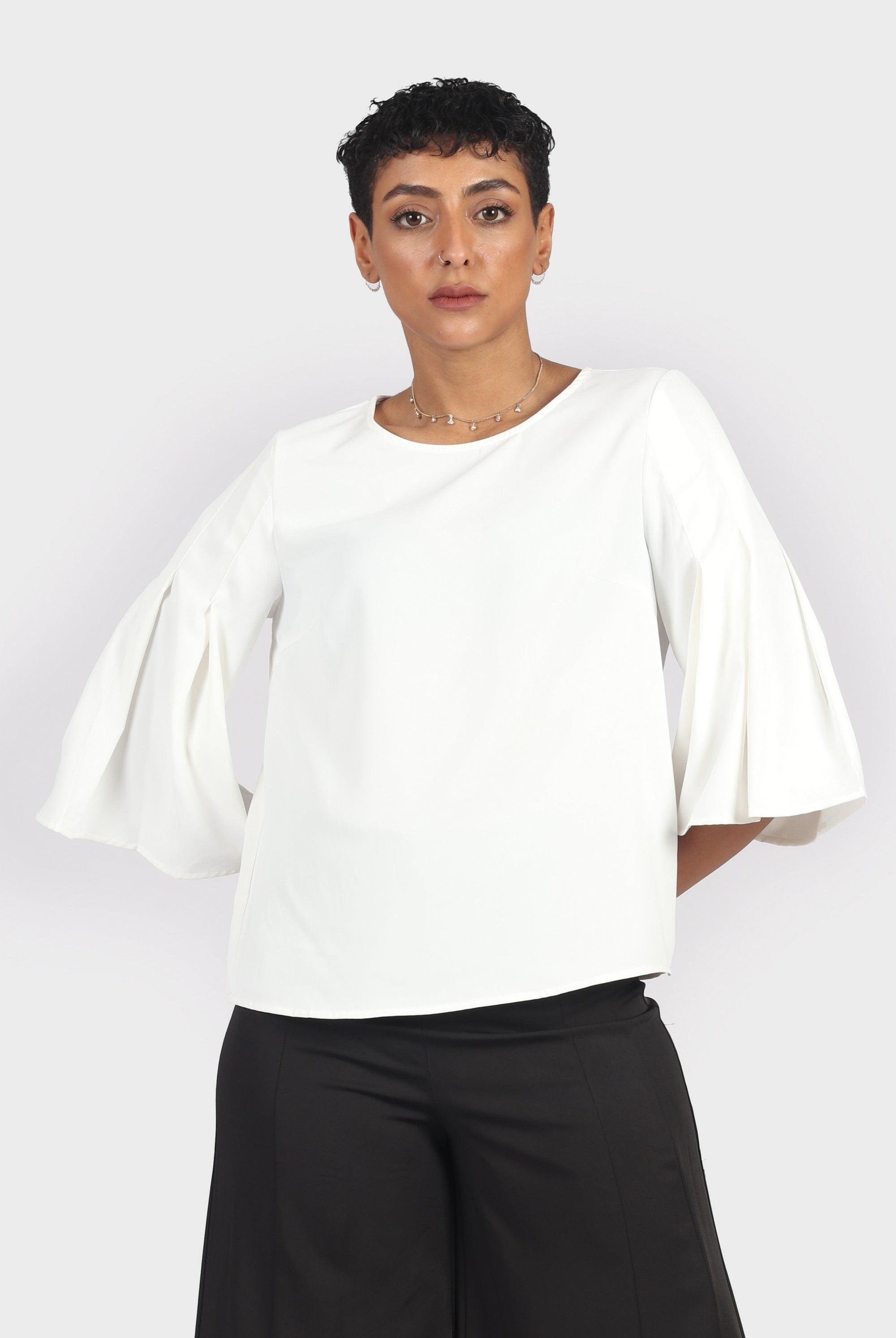 نتشي بلوزة سادة 3/4 كم منفوخ نسائي