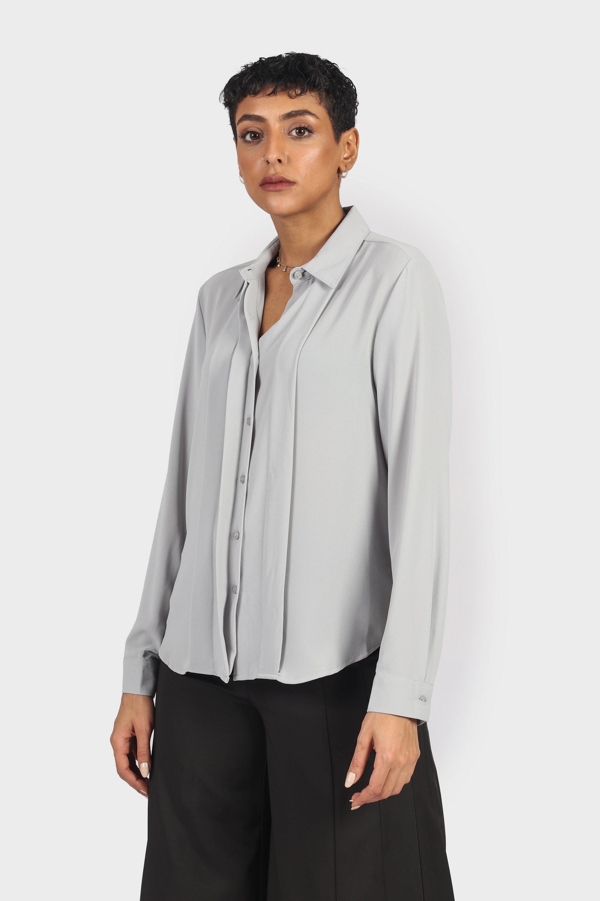 نتشي بلوزة رسمية بكسرات بكم طويل نسائي