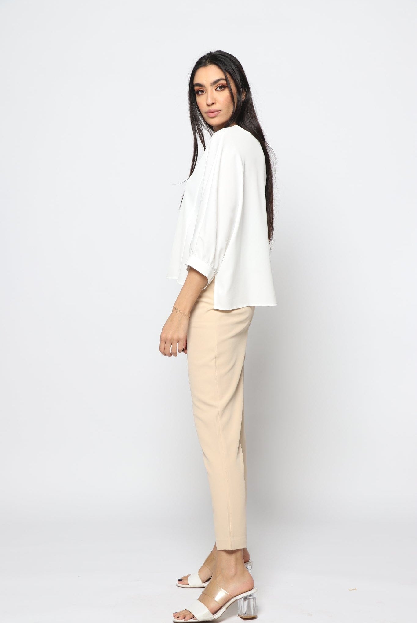 نتشي بلوزة بفتحة دائرية 3/4 كم نسائي