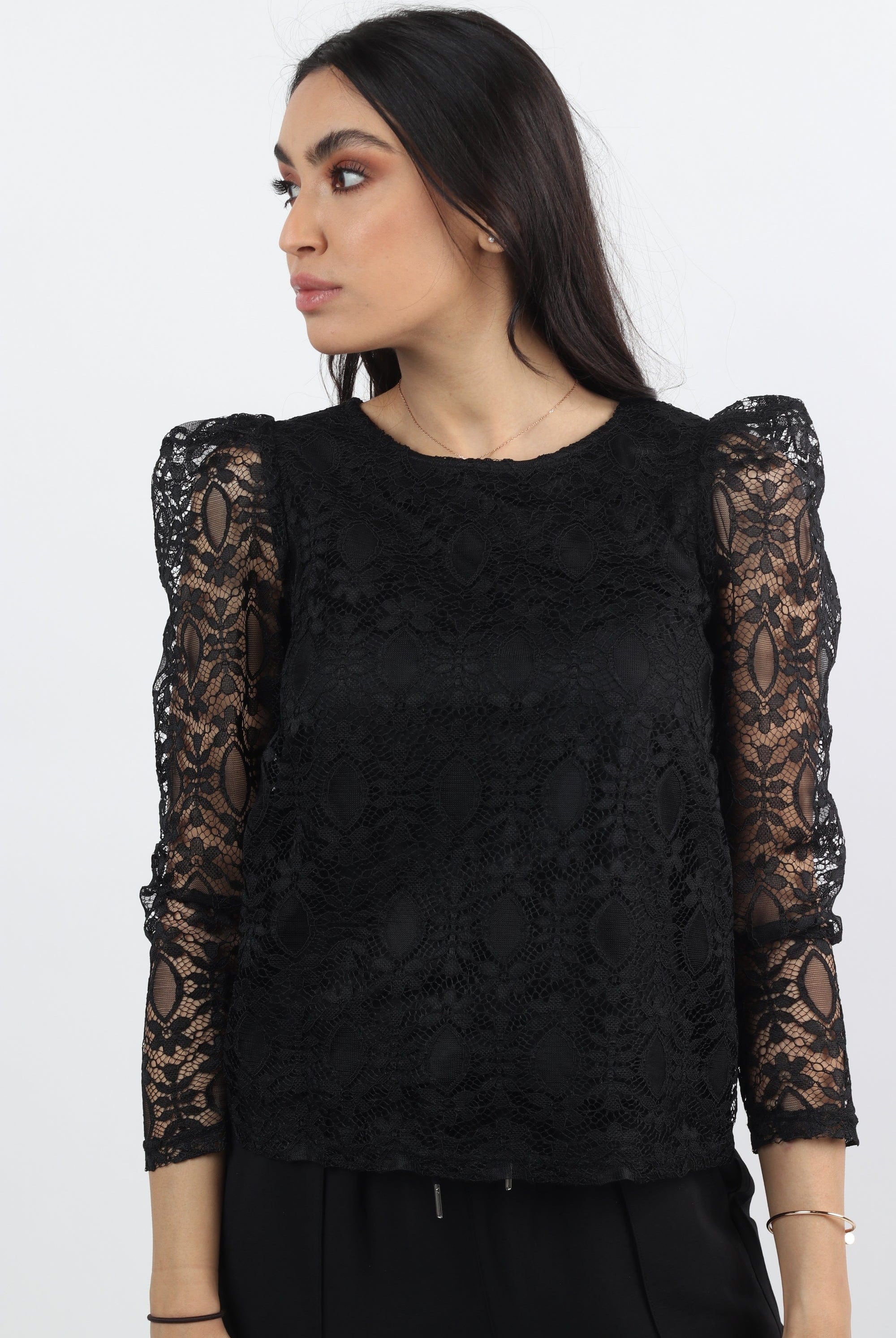 نتشي بلوزة دانتيل مبنطة كم شفاف طويل نسائي