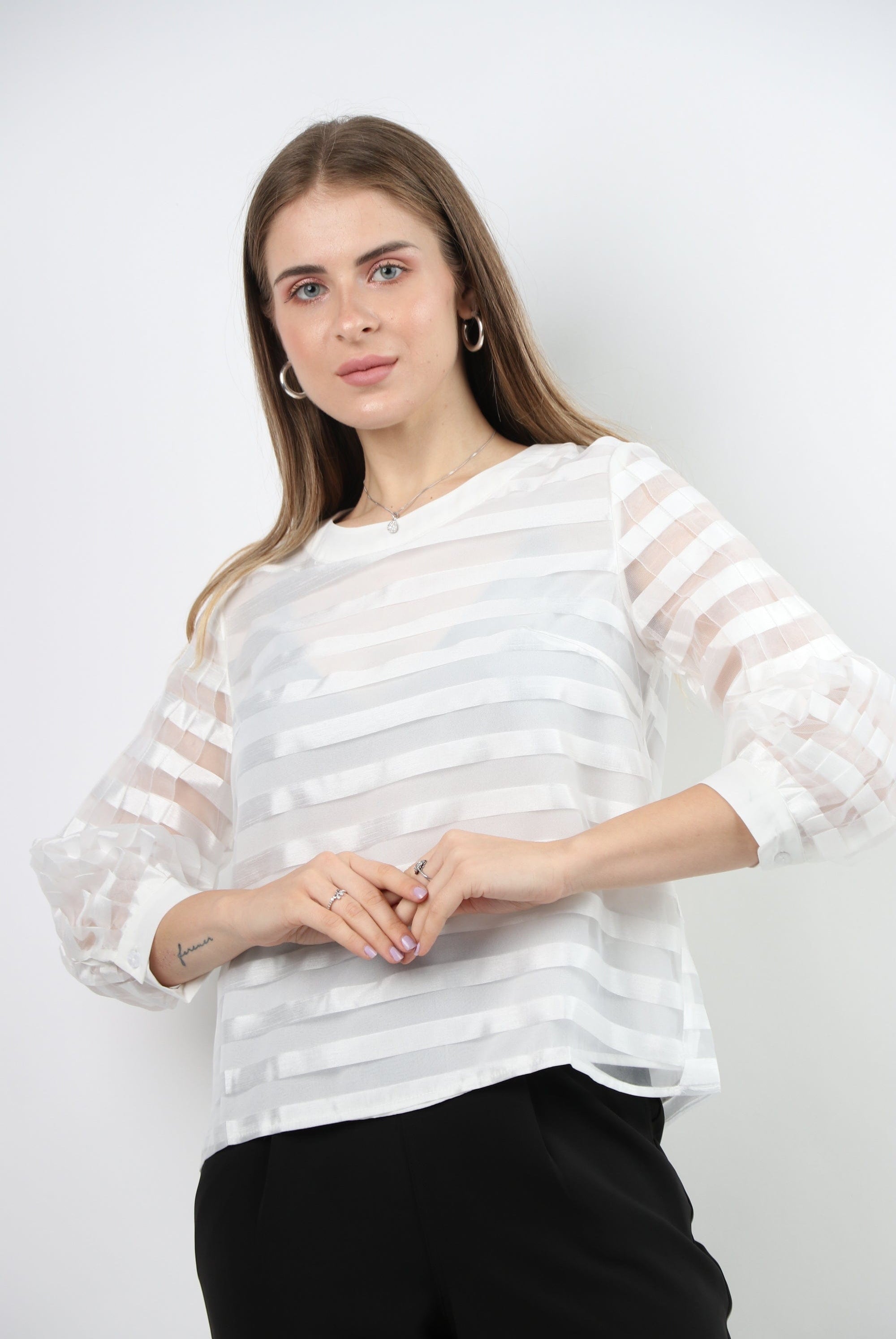 نتشي بلوزة مخططة نسائية قصيرة