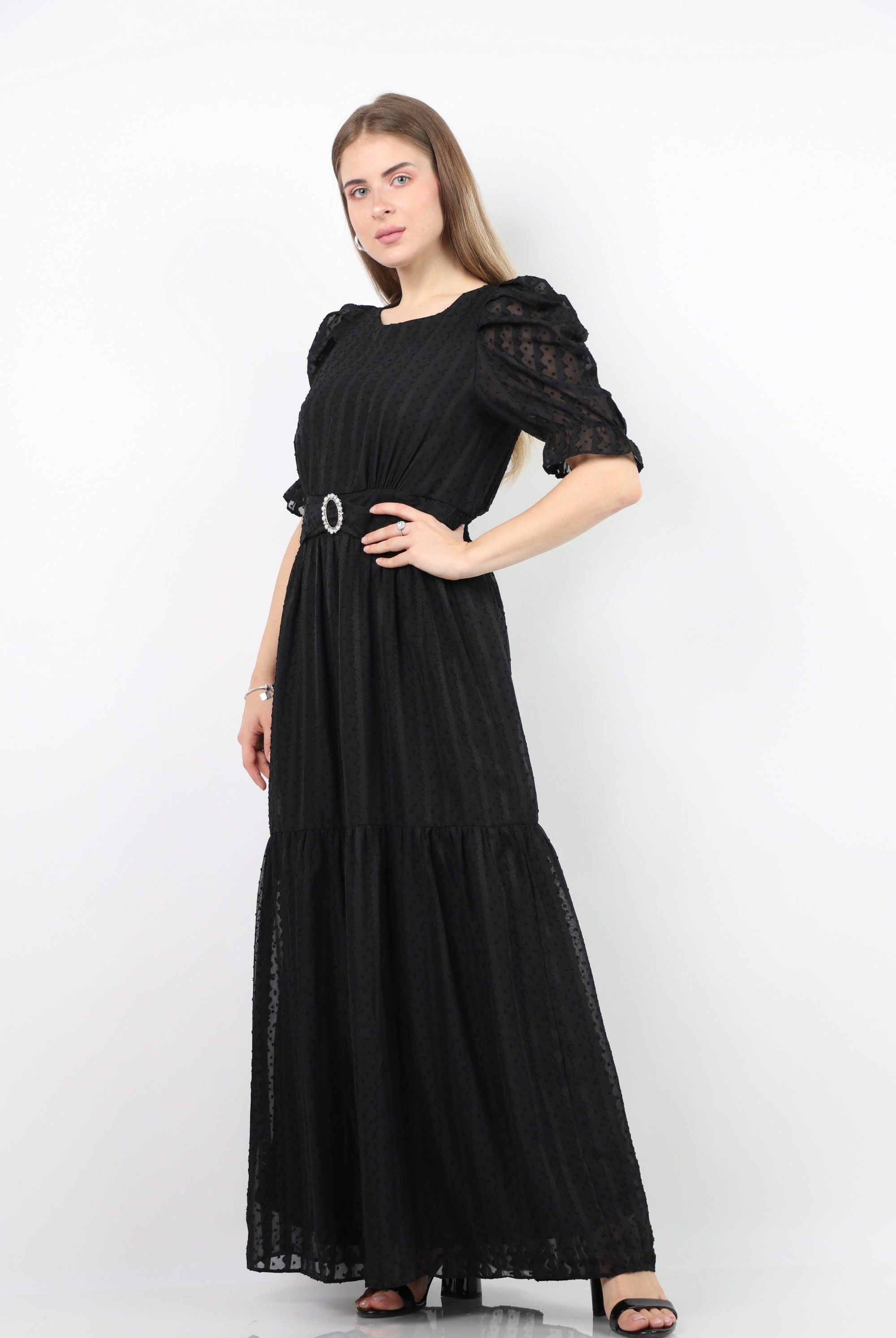 نتشي فستان ماكسي شيفون مكشكش من الصدر مزين بحزام