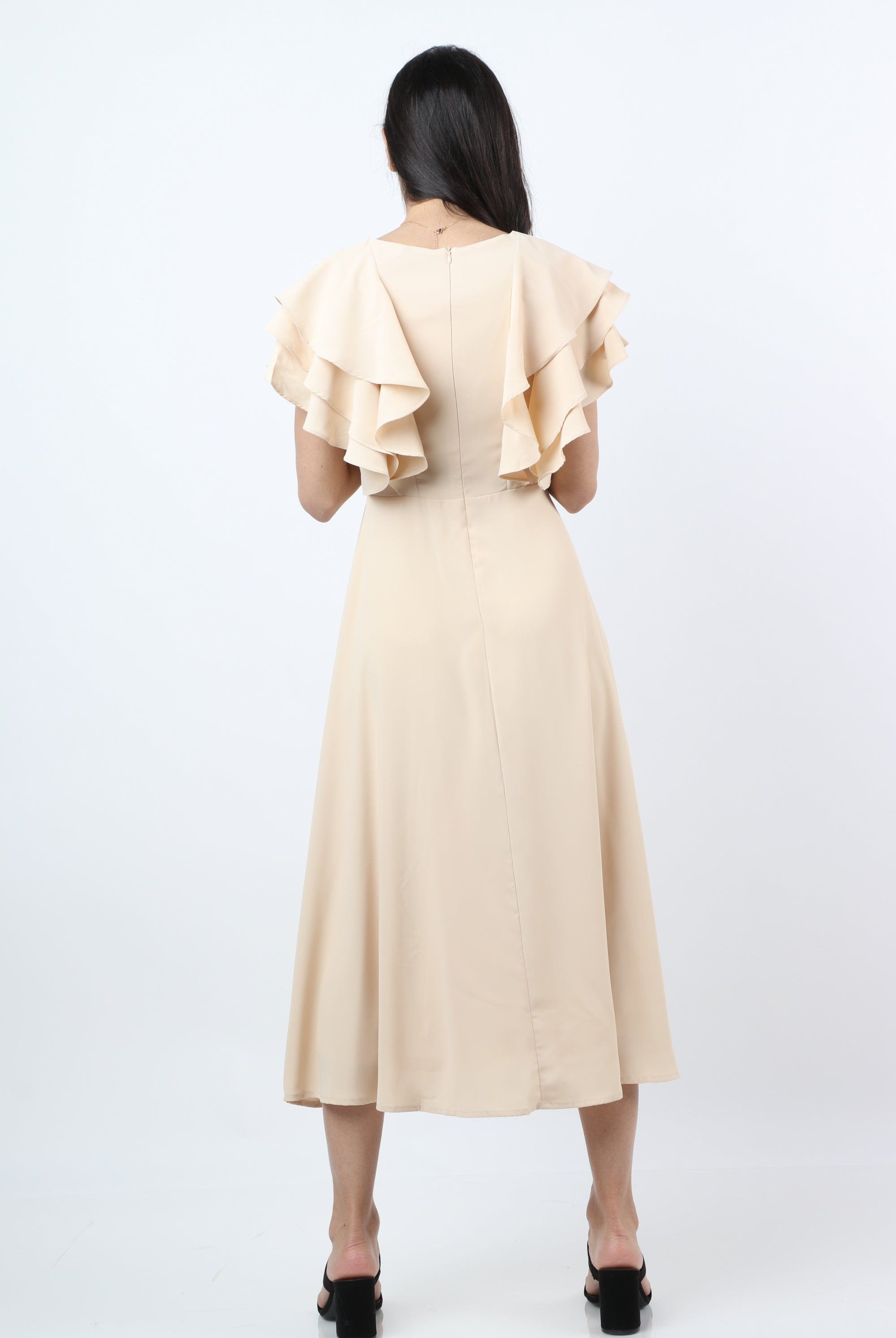 نتشي فستان فراشة ميدي بفتحة صد سبعة