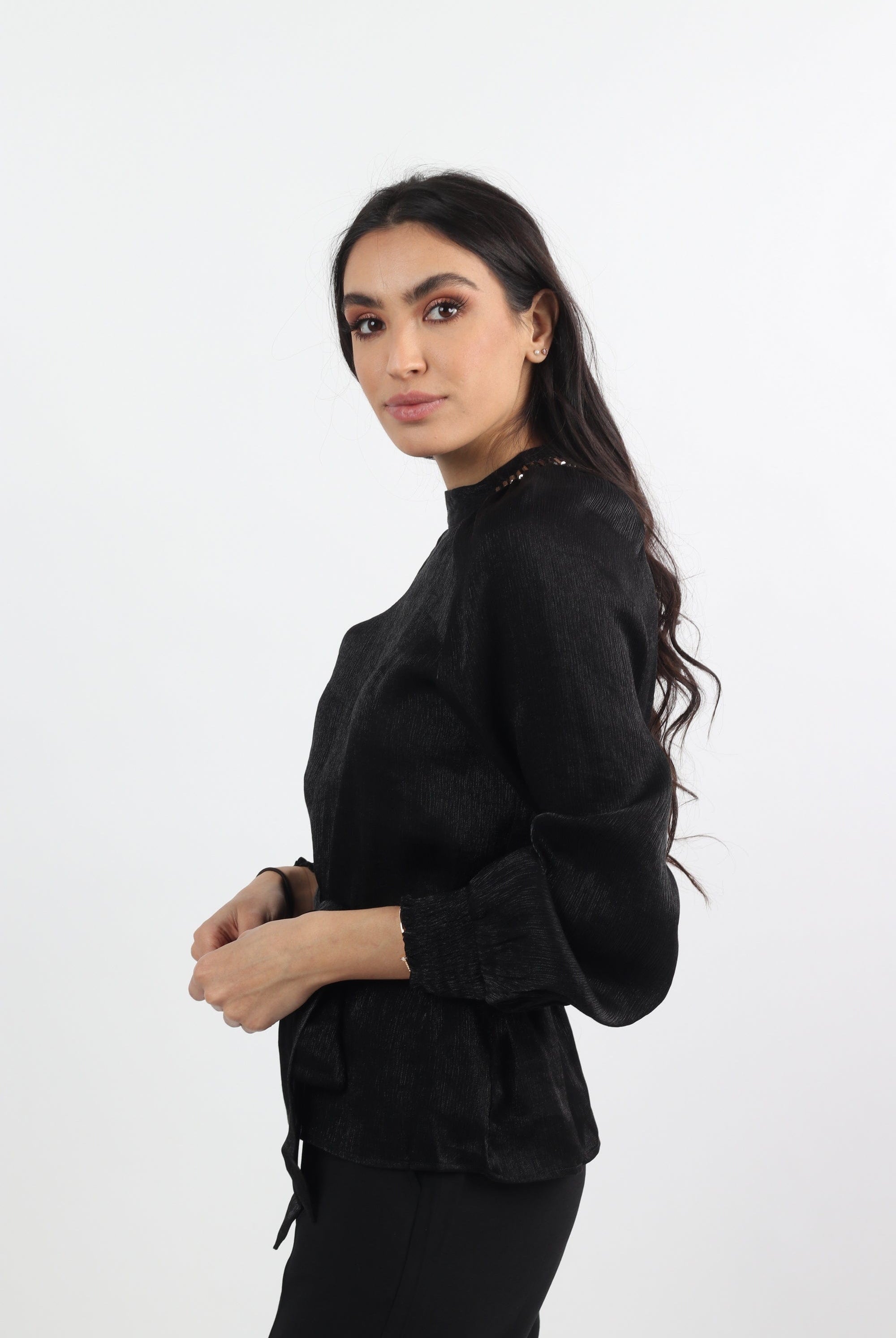 نتشي بلوزة سهرة برباط على الخصر كم طويل منفوخ نسائي