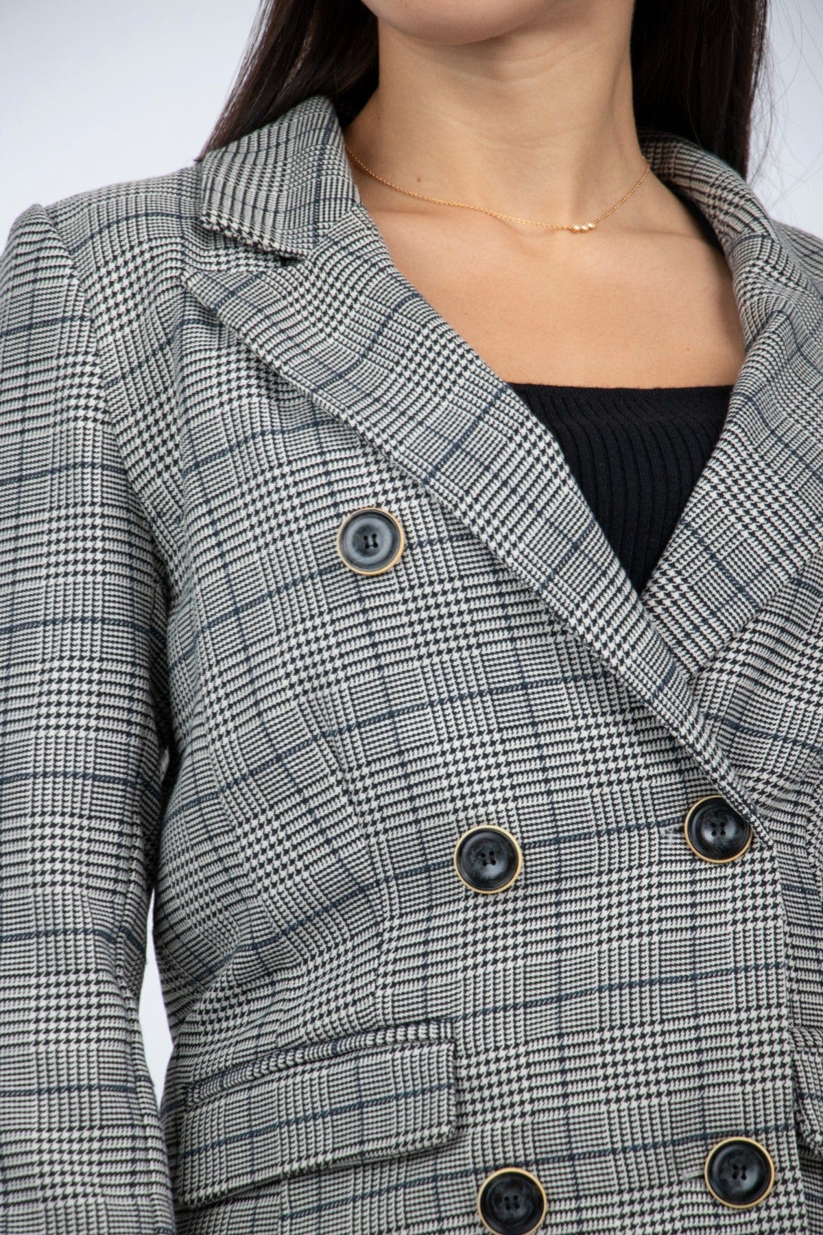 نتشي بليزر شتوي مربعات بأزرار أمامية كم طويلة نسائي أسود