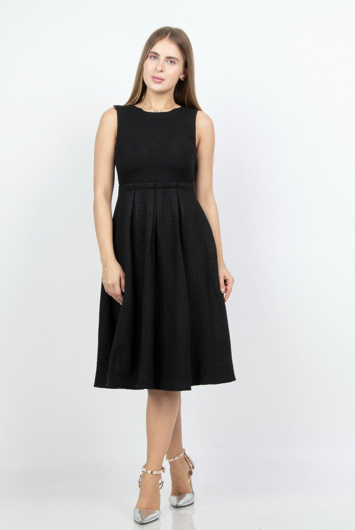 نتشي فستان ميدي بدون أكمام كلاسيك سادة