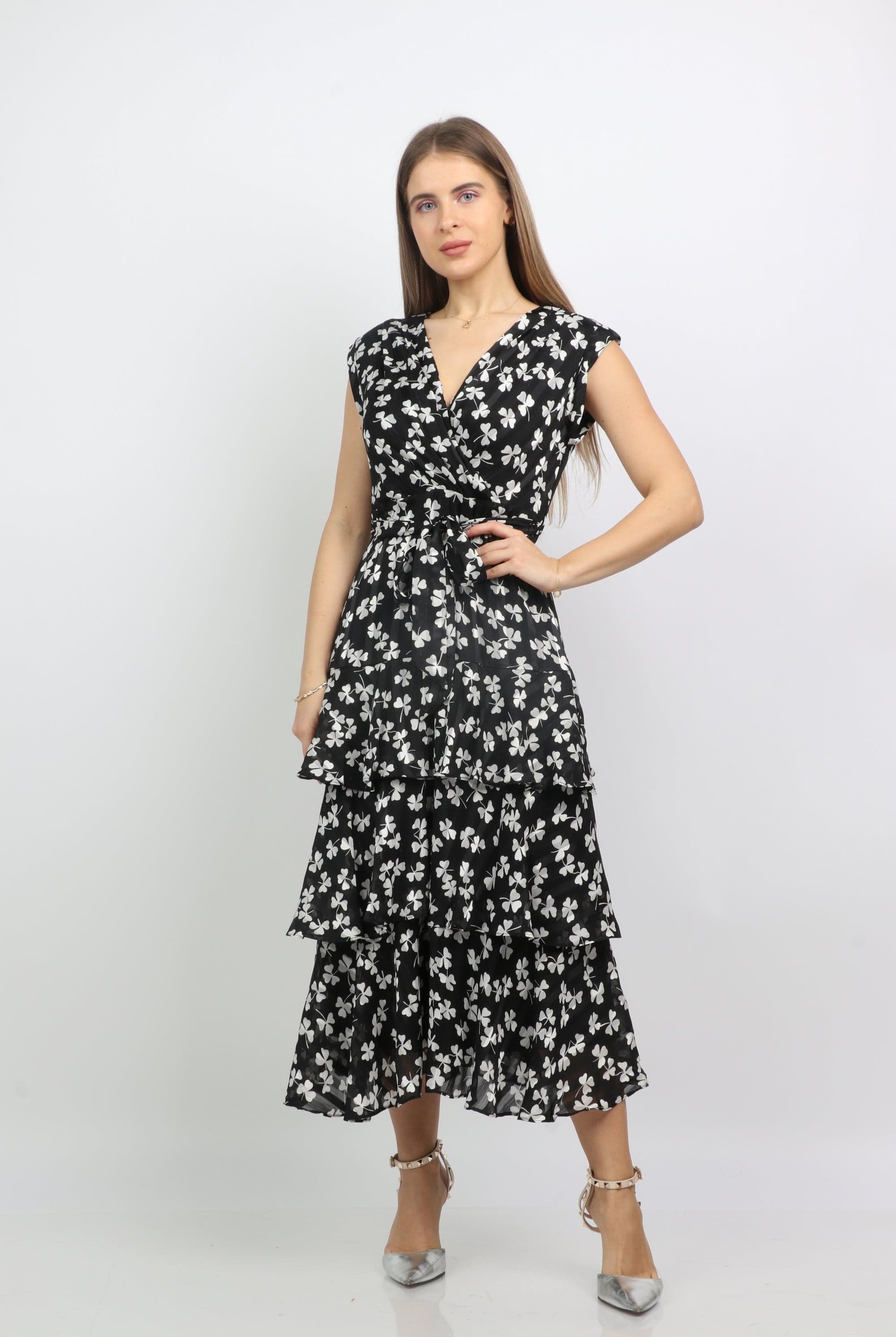 نتشي فستان ميدي بدون أكمام بطبقات مشجر أسود