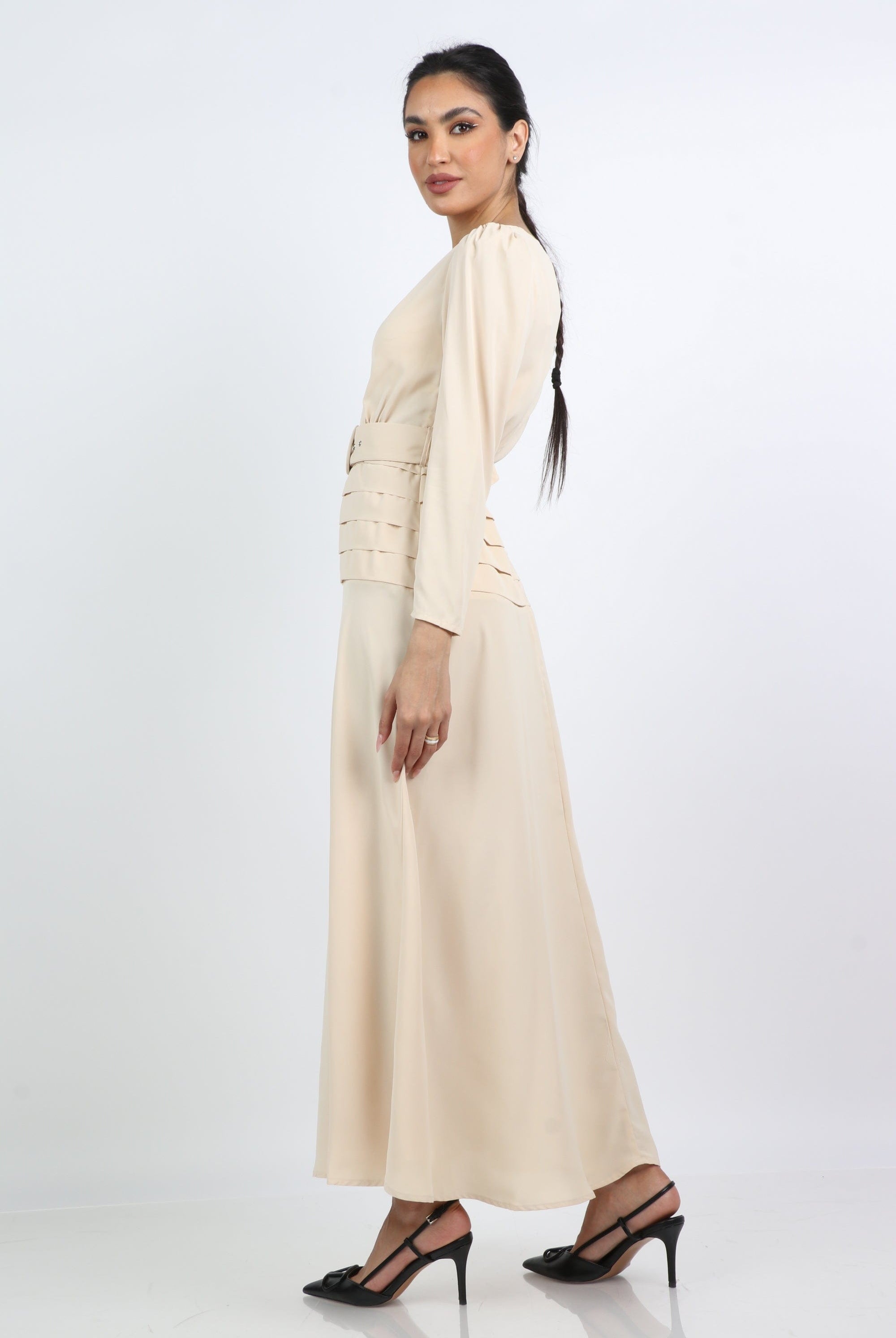 نتشي فستان طويل بفتحة رقبة قصة سبعة واسعة كم طويل