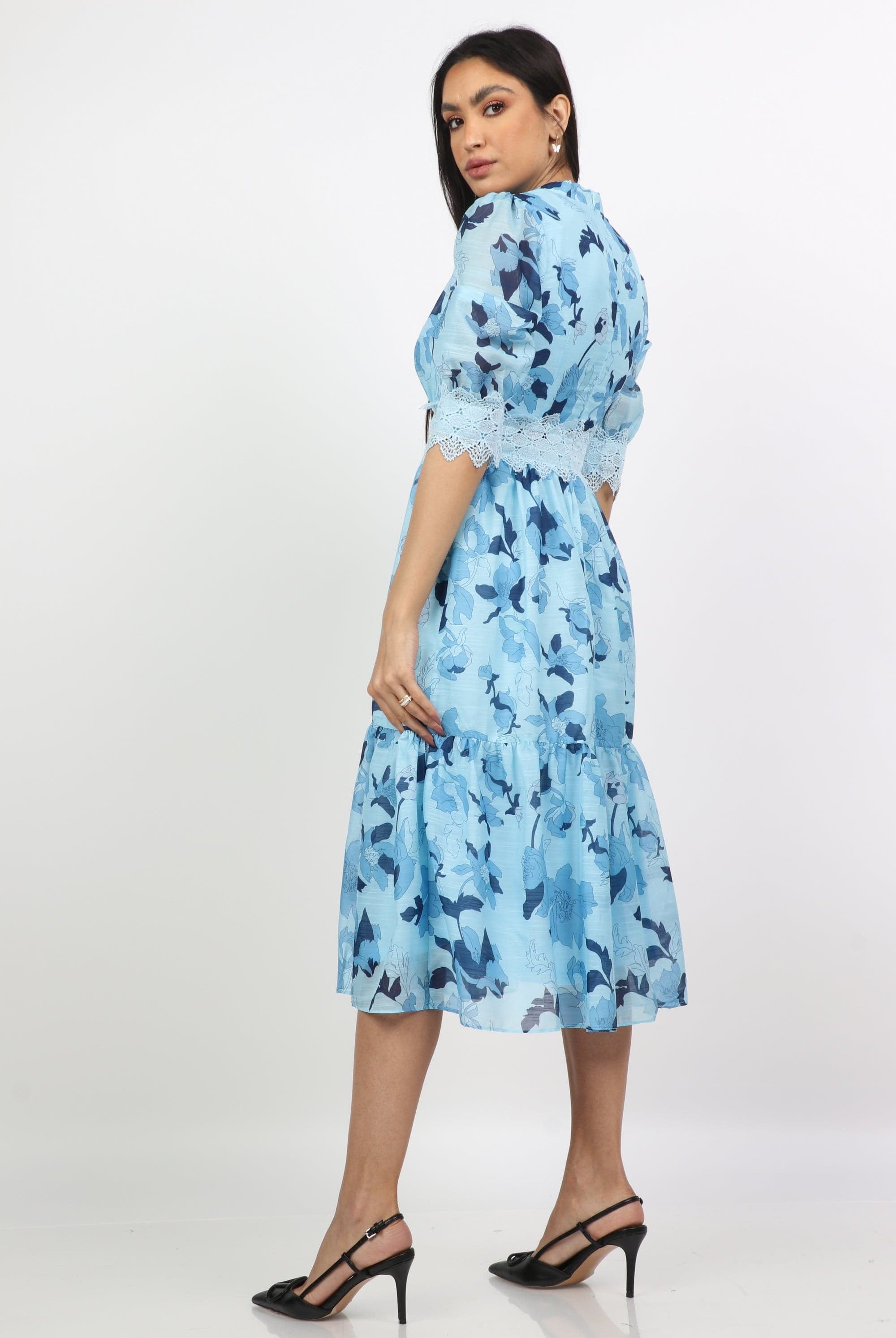 نتشي فستان ميدي مشجر بخصر عالي