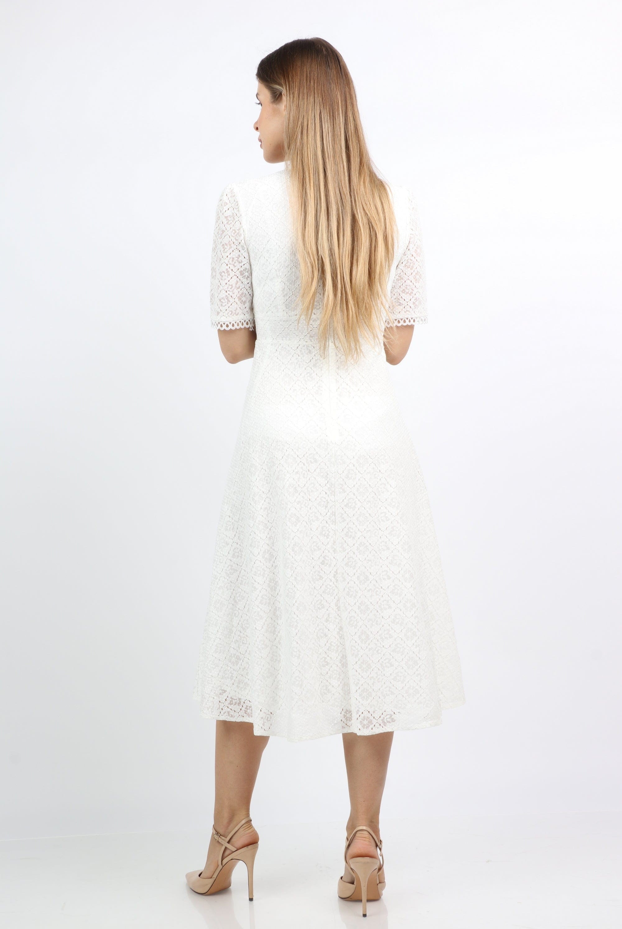 نتشي فستان ميدي قصير الأكمام بياقة سبعة