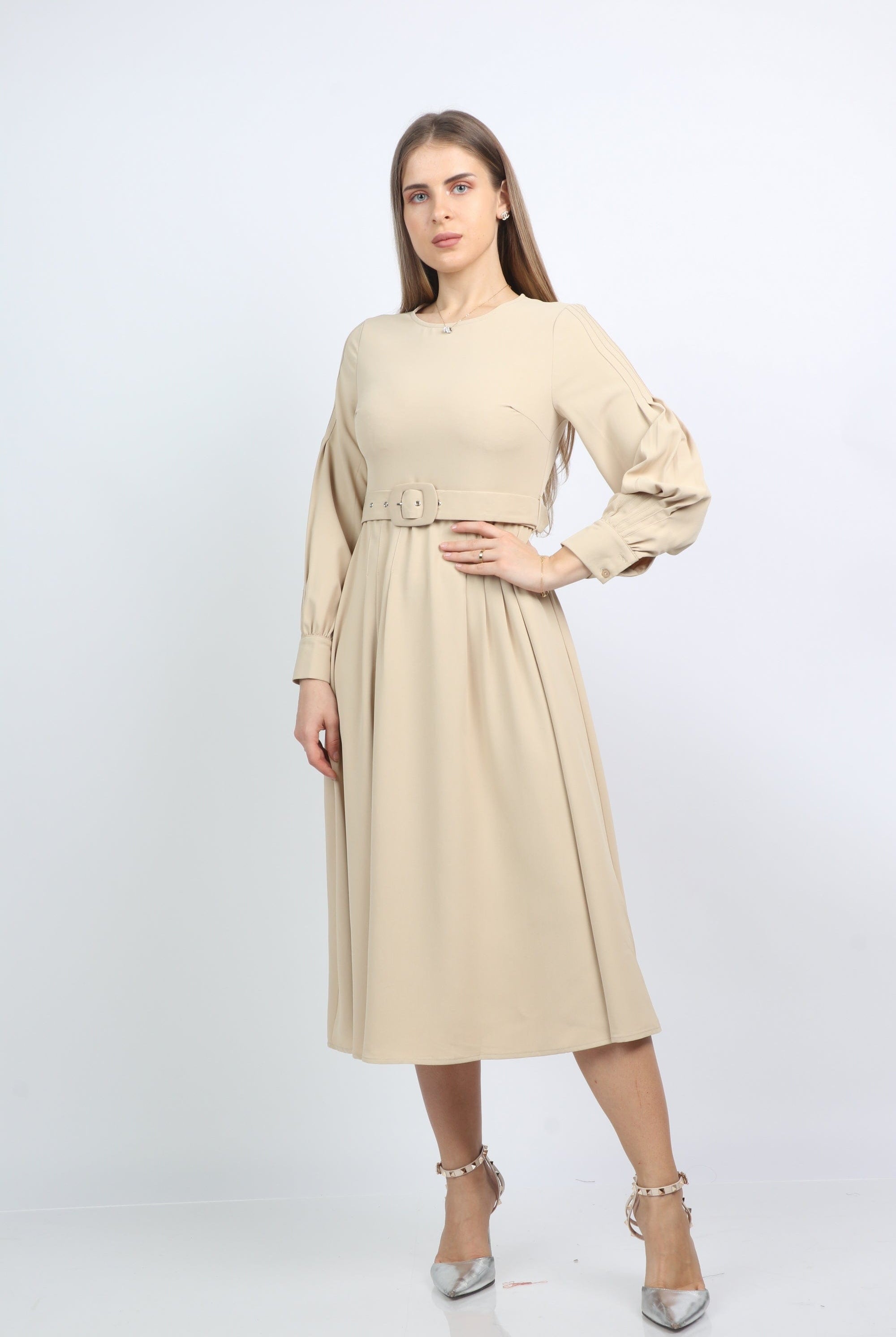 نتشي فستان ميدي حزام على الخصر بأكمام طويلة منفوشة