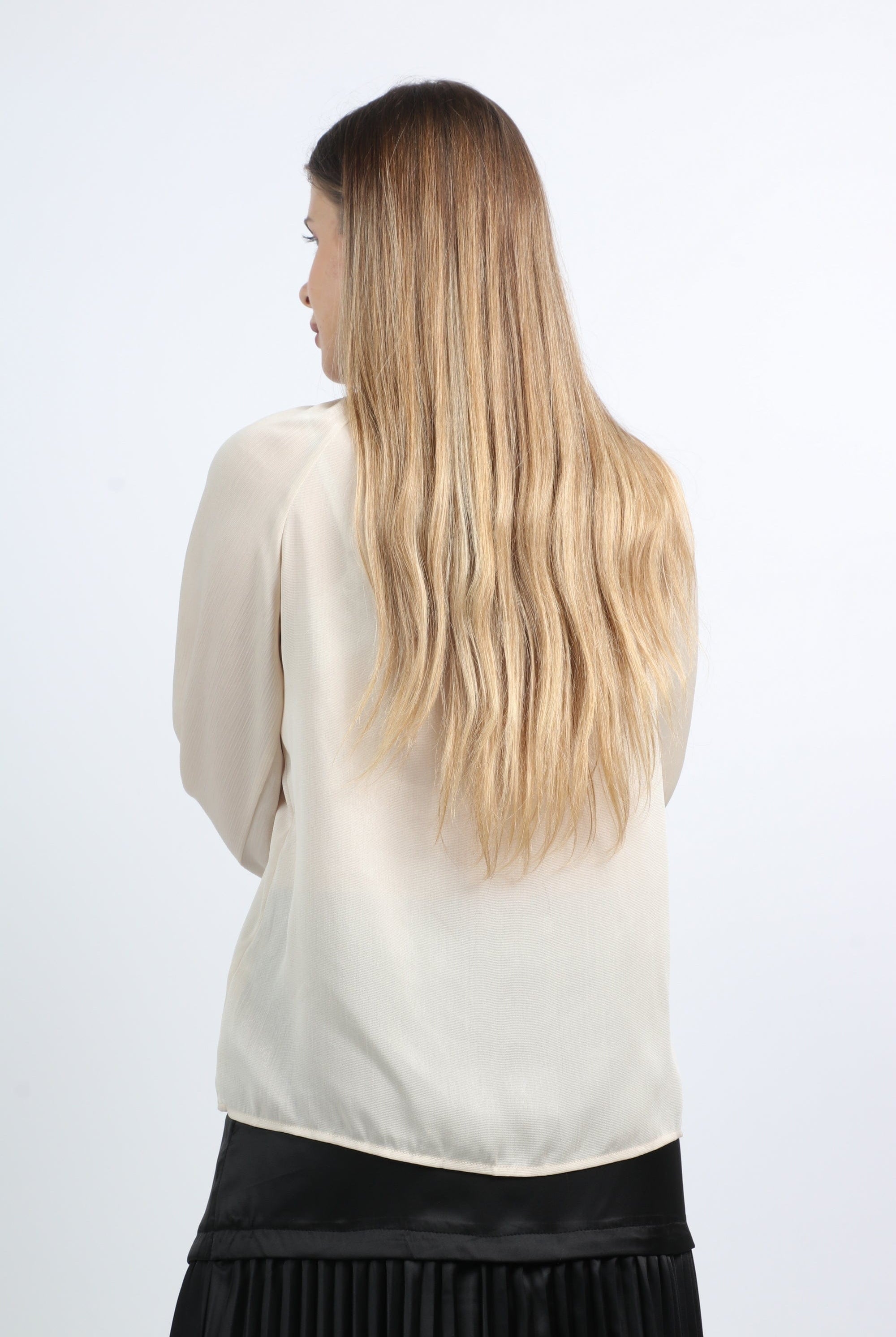 نتشي بلوزة رسمة بأزرار أمامية ياقة قصيرة كم طويل منفوخ نسائي