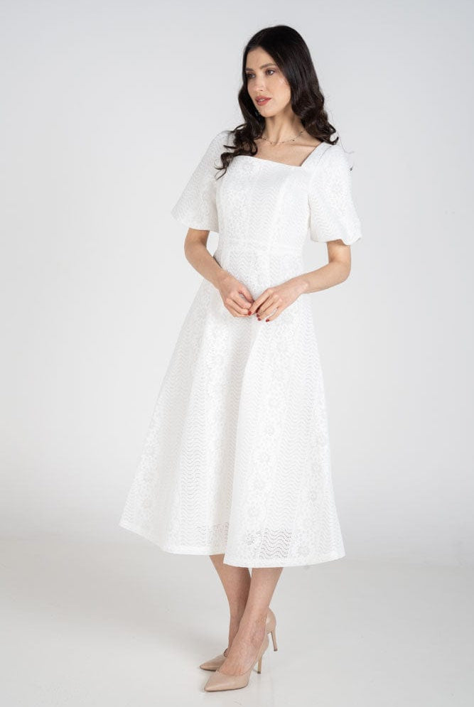 نتشي فستان ميدي دانتيل فتحة صدر مربعة بكم قصير