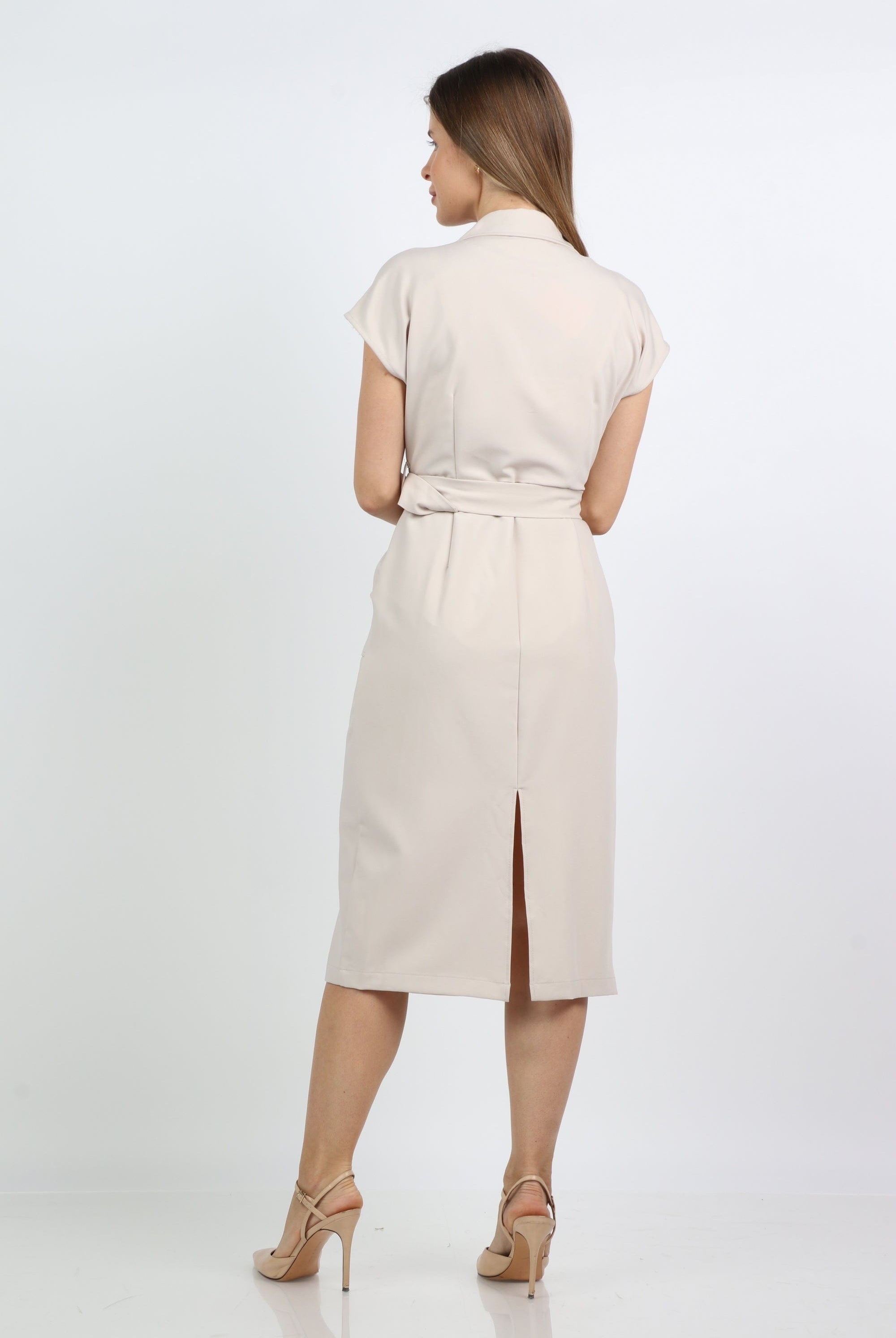 نتشي فستان ميدي بليزر بجيوب مع حزام خصر بكم قصير