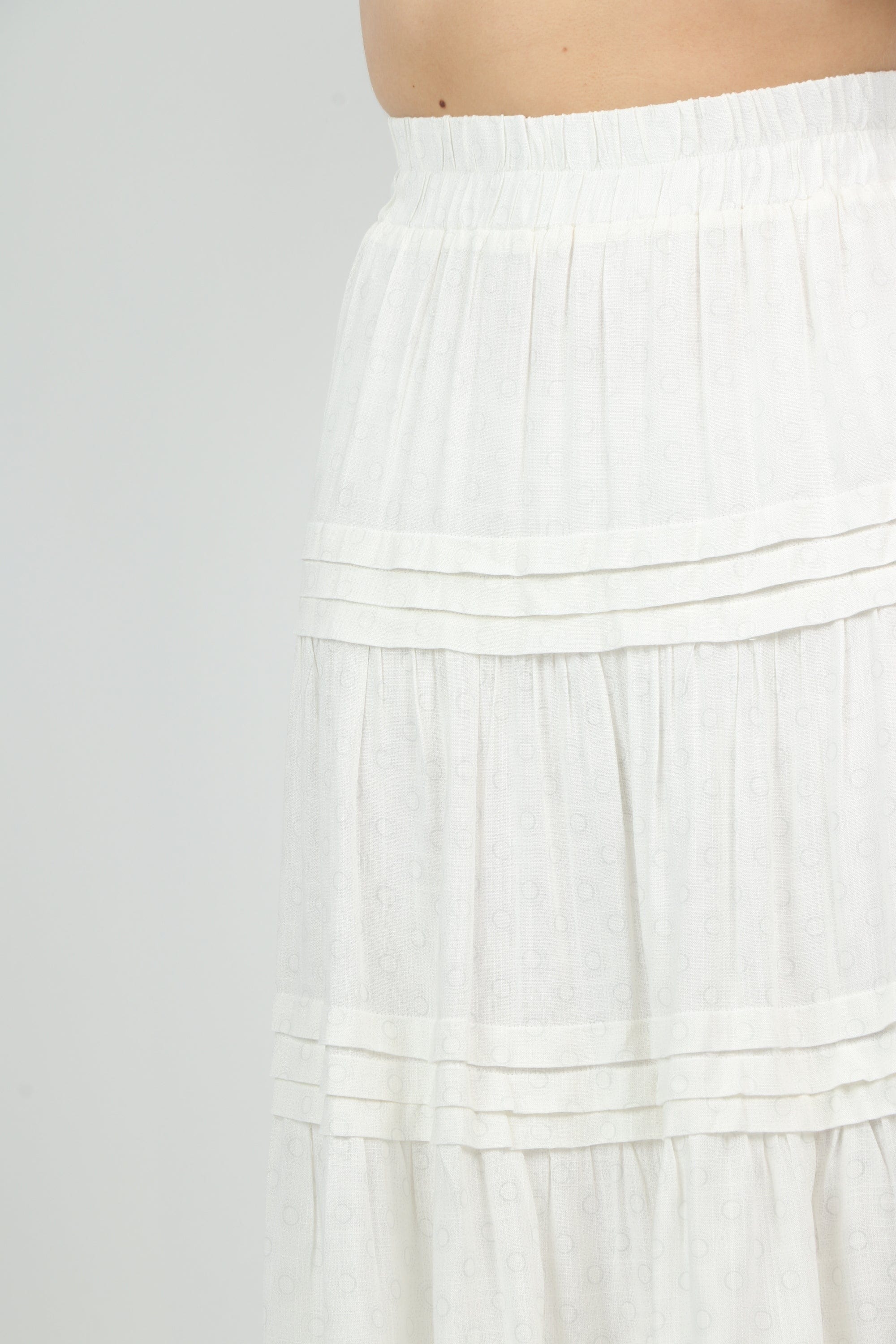 نتشي تنورة ميدي هاي ويست منقطة مزينة بكشكش