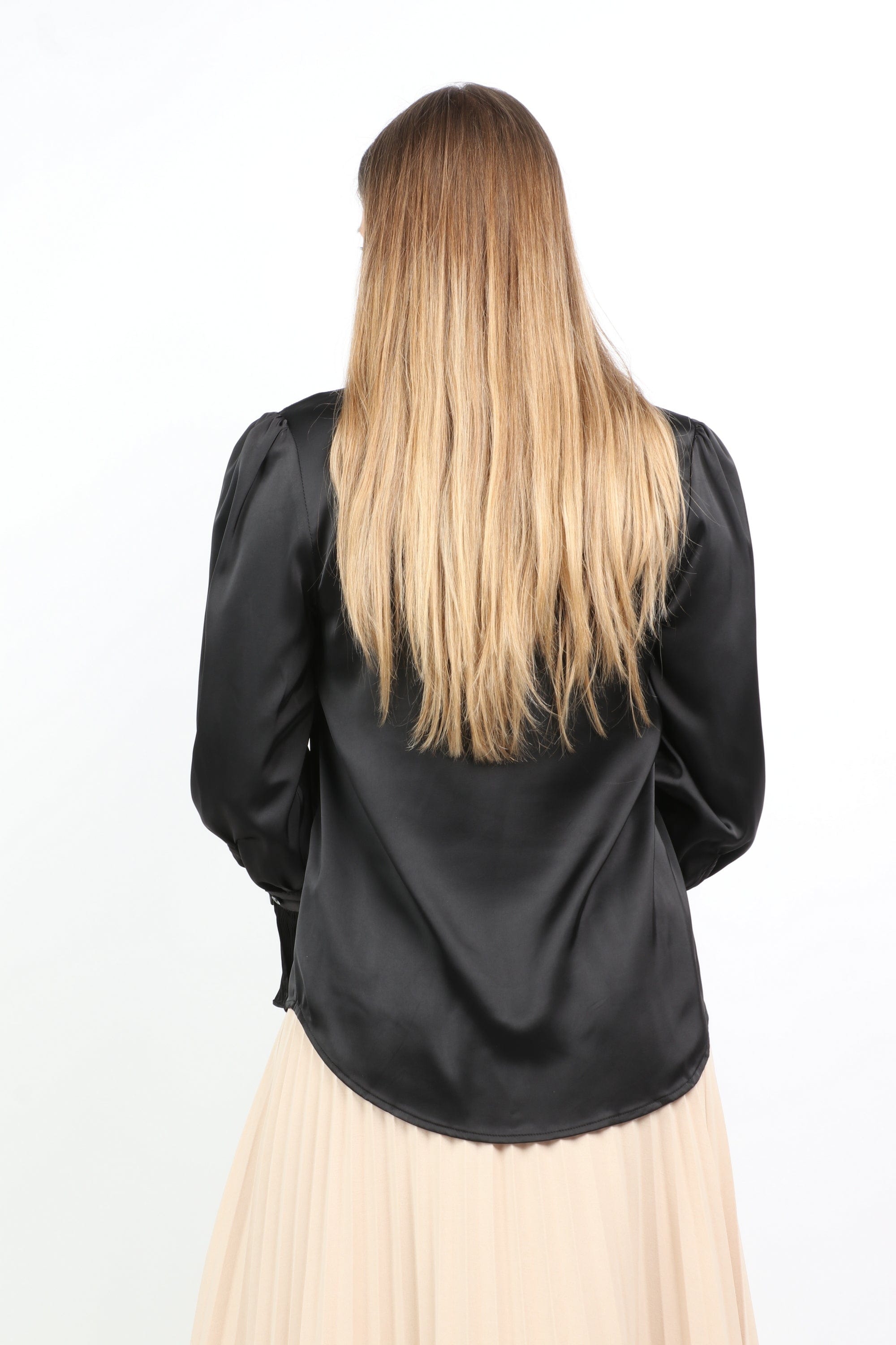 نتشي بلوزة رسمية ستان بأزرار أمامية وياقة كم طويل بأساور نسائي