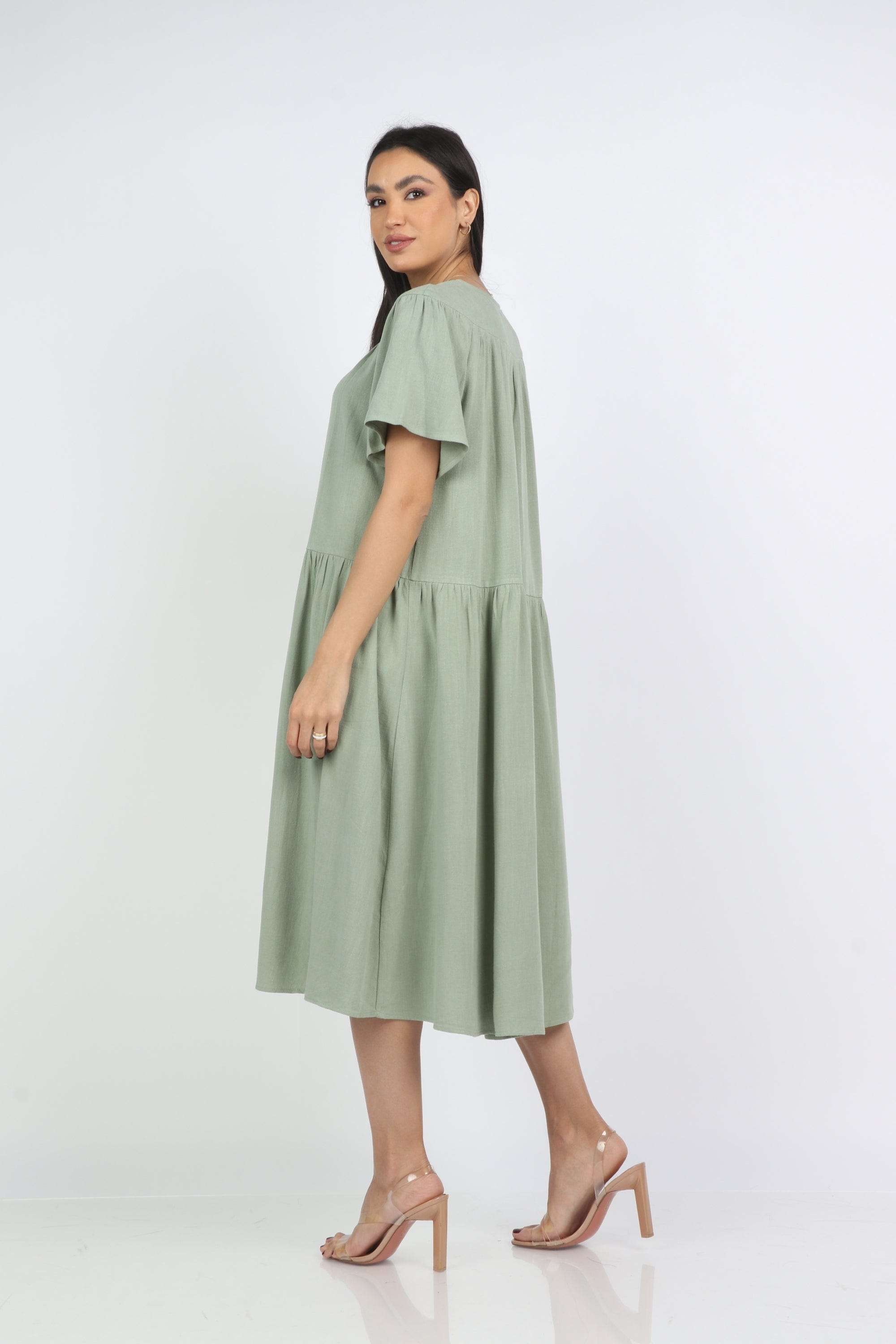 نتشي فستان ميدي سادة كم فراشة قصير