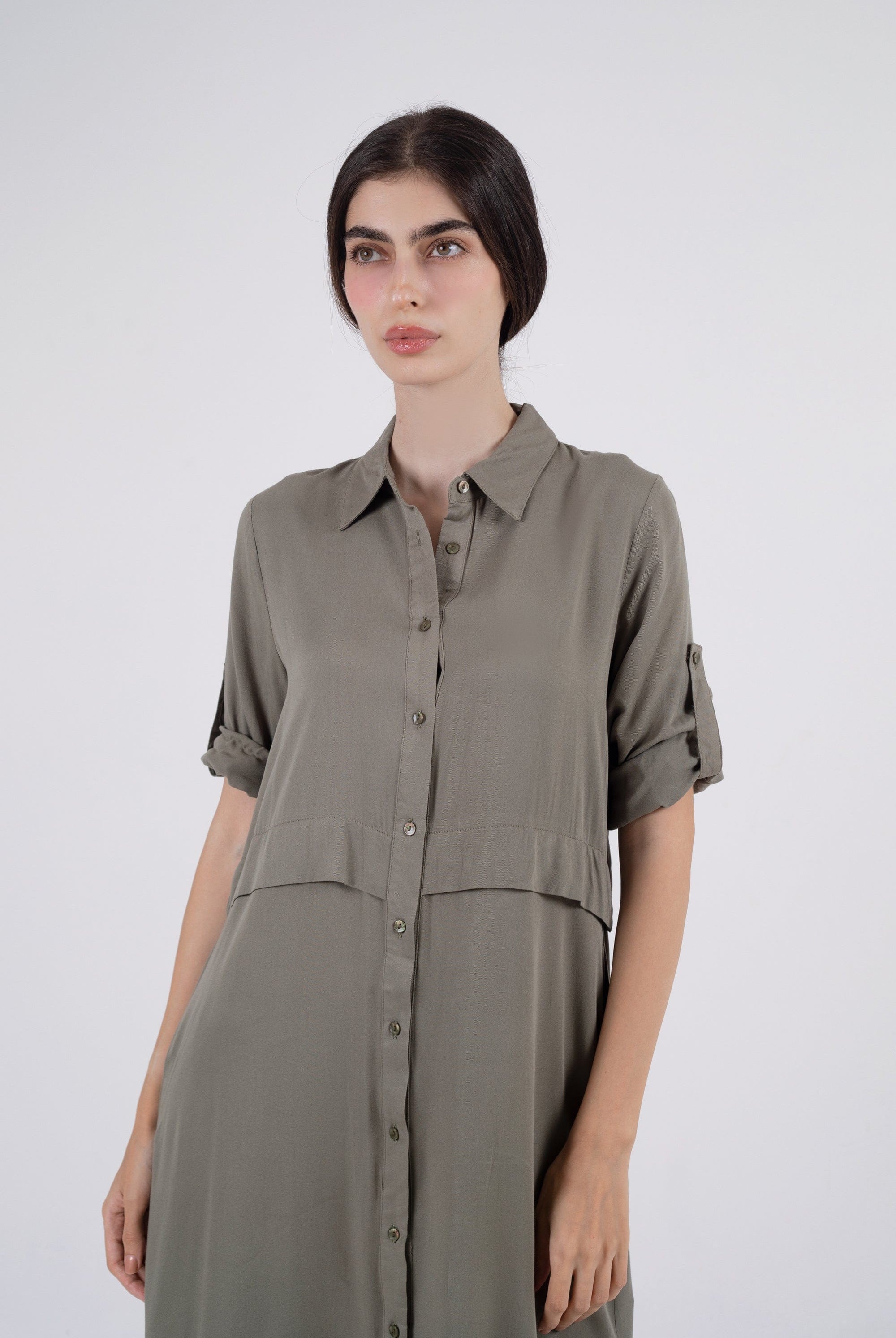 نتشي فستان طويل بياقة أزرار أمامية 3/4 كم سادة مفتوح من الجانبين نسائي