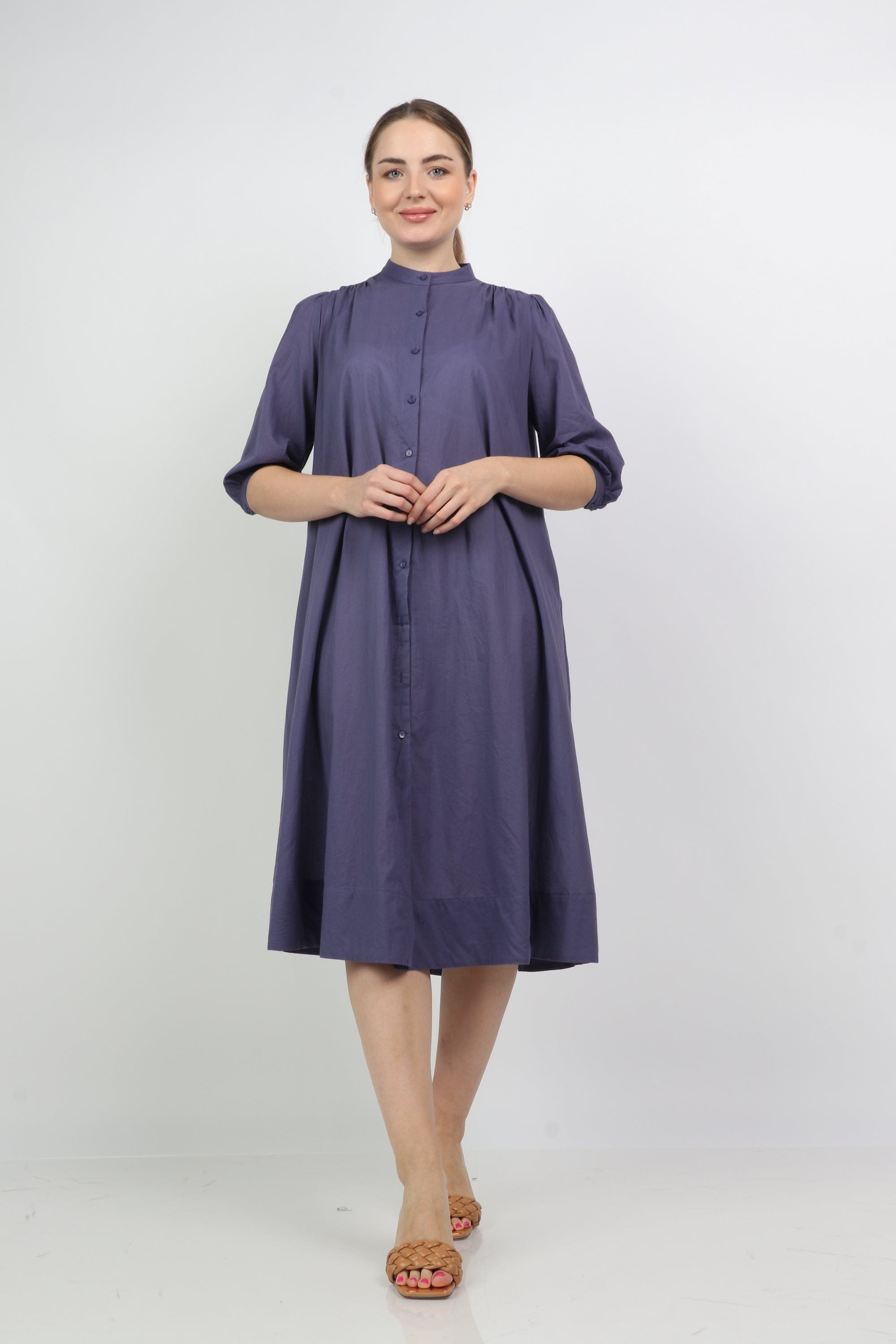 نتشي فستان ميدي قميص واسع بأزرار أمامية كم قصير