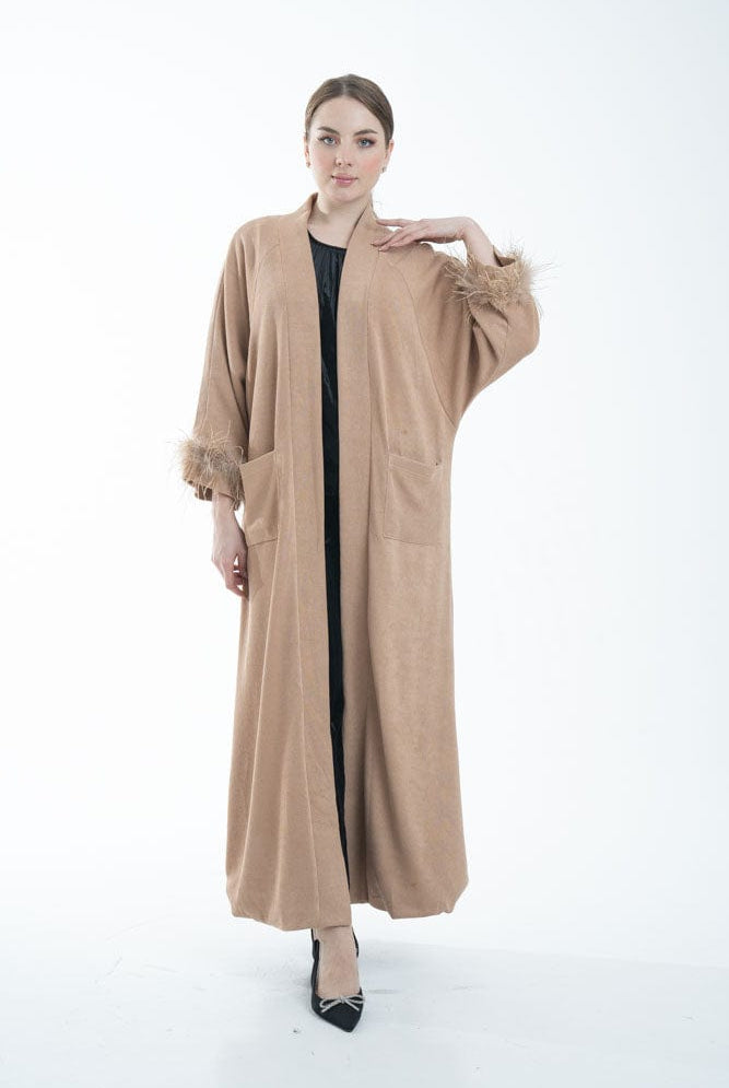 نتشي بالطو نسائي بأكمام طويلة مزين بفرو وجيوب أمامية