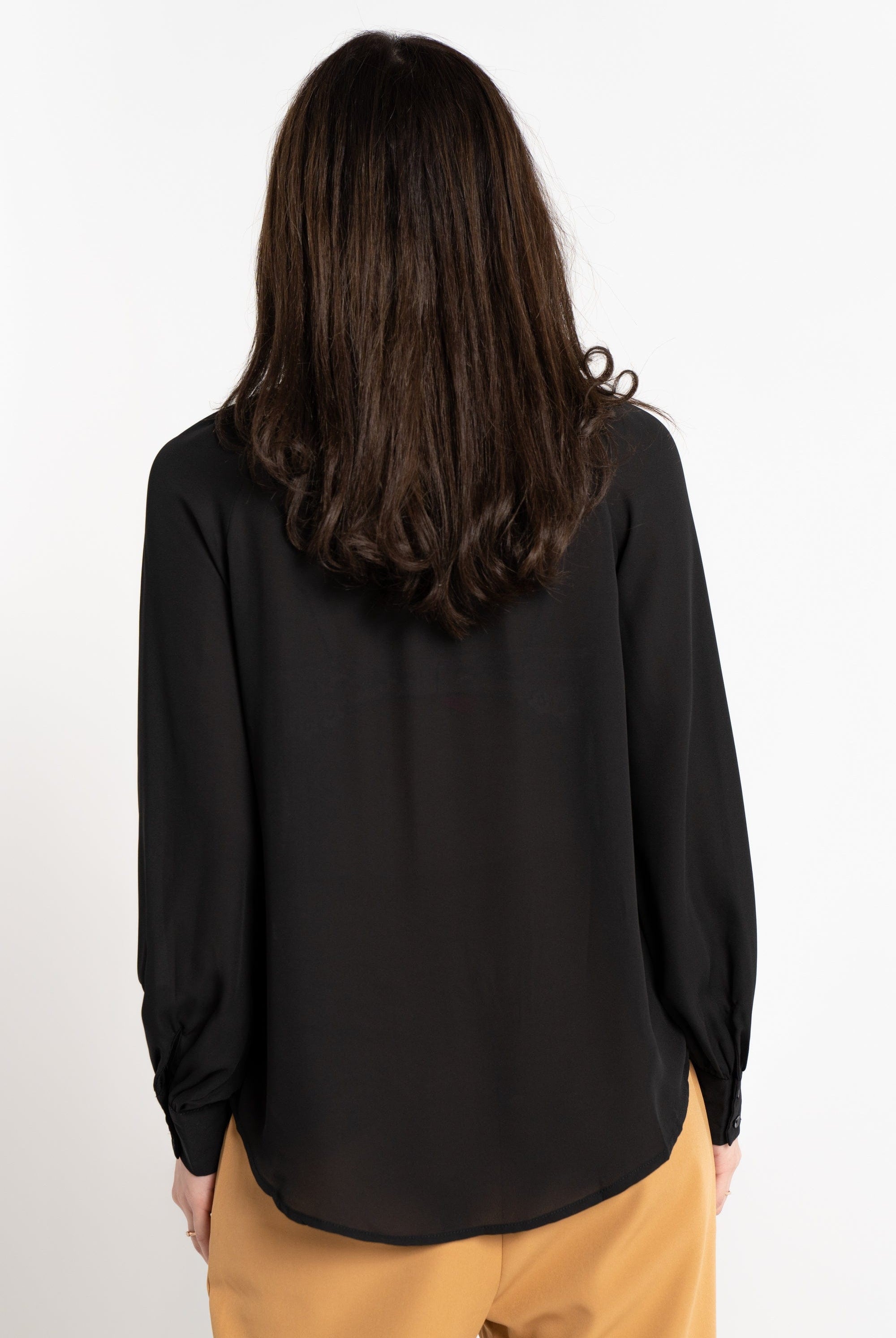 نتشي بلوزة رسمية سادة بياقة وربطة عنق كم طويل