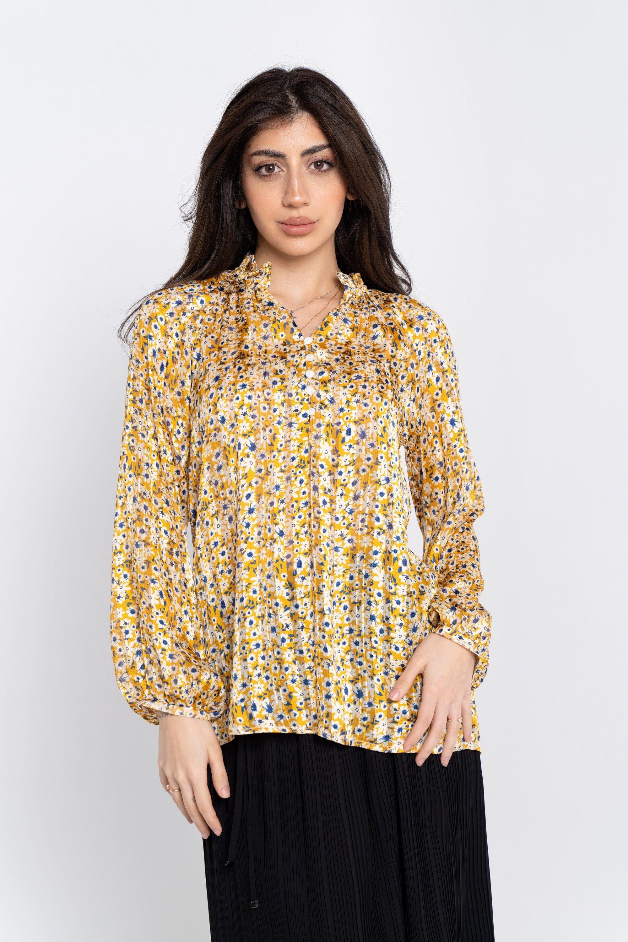 نتشي بلوزة موردة كم طويل بأزرار ناعمة نسائي