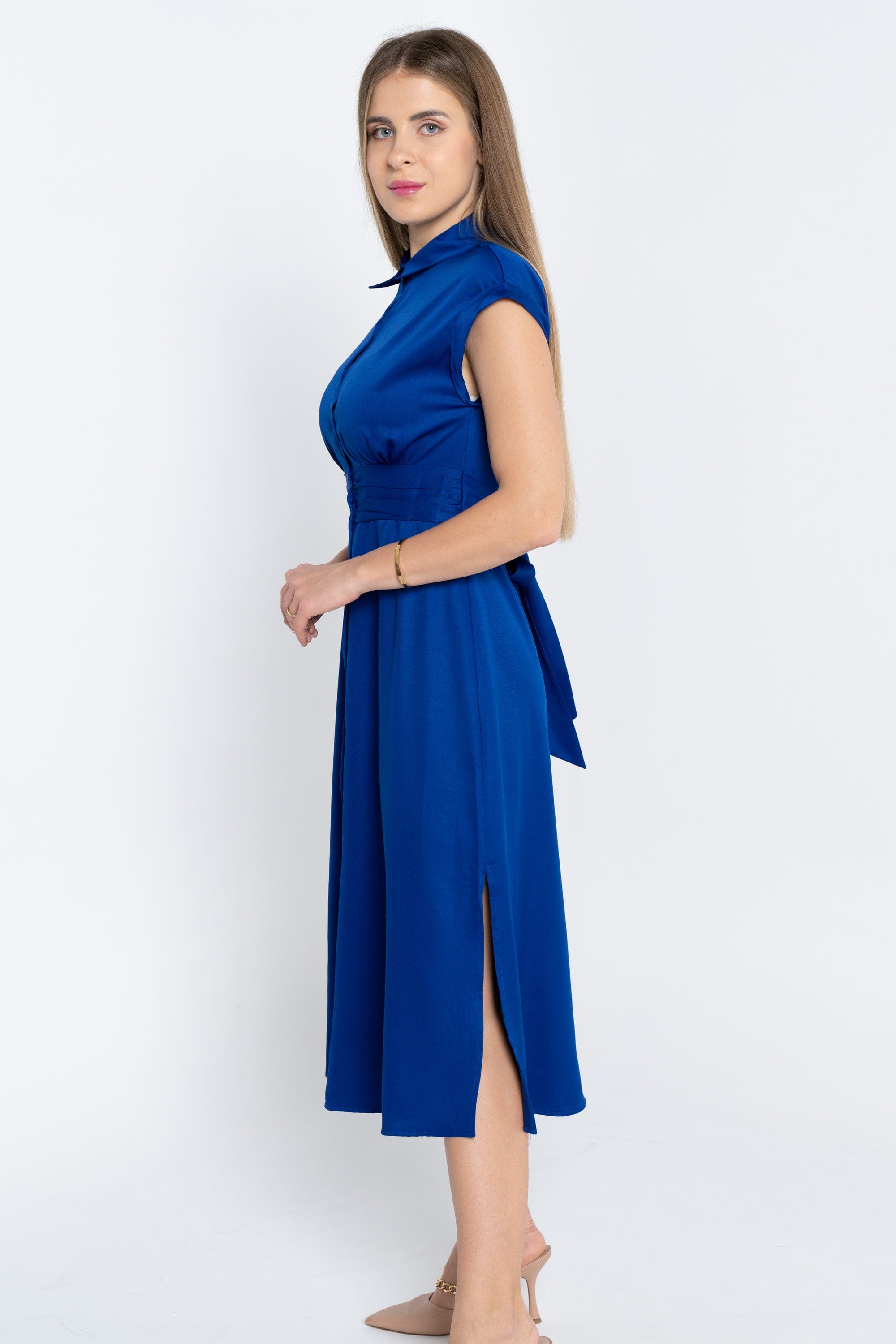 نتشي فستان ميدي أكمام قصيرة مع أزرار أمامية نسائي