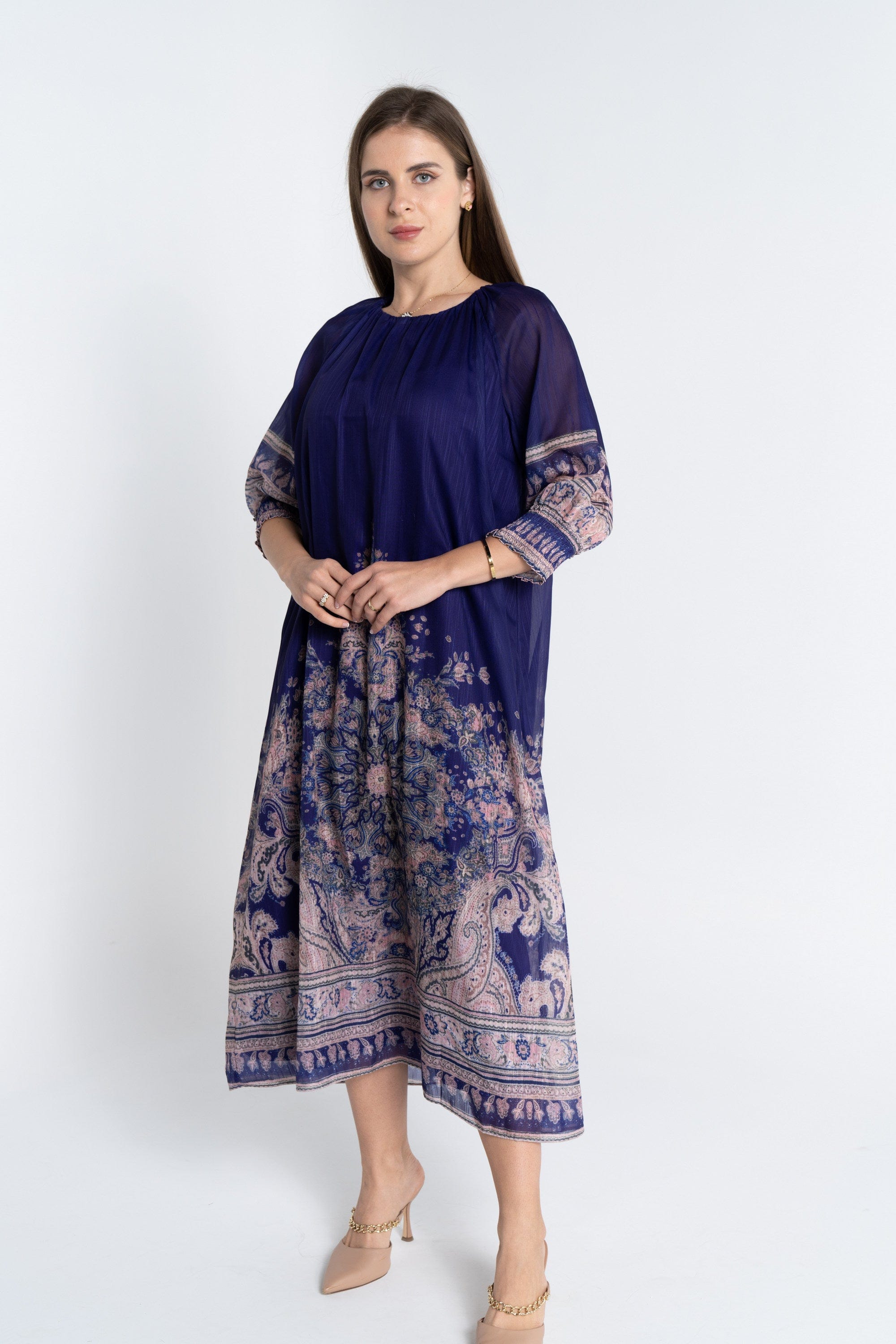 ูุชุดู ูุณุชุงู ู
ูุฏู ู
ูููุด ู
ู ุฃุณูู ูุงุณุน 3/4 ูู
ูุณุงุฆู