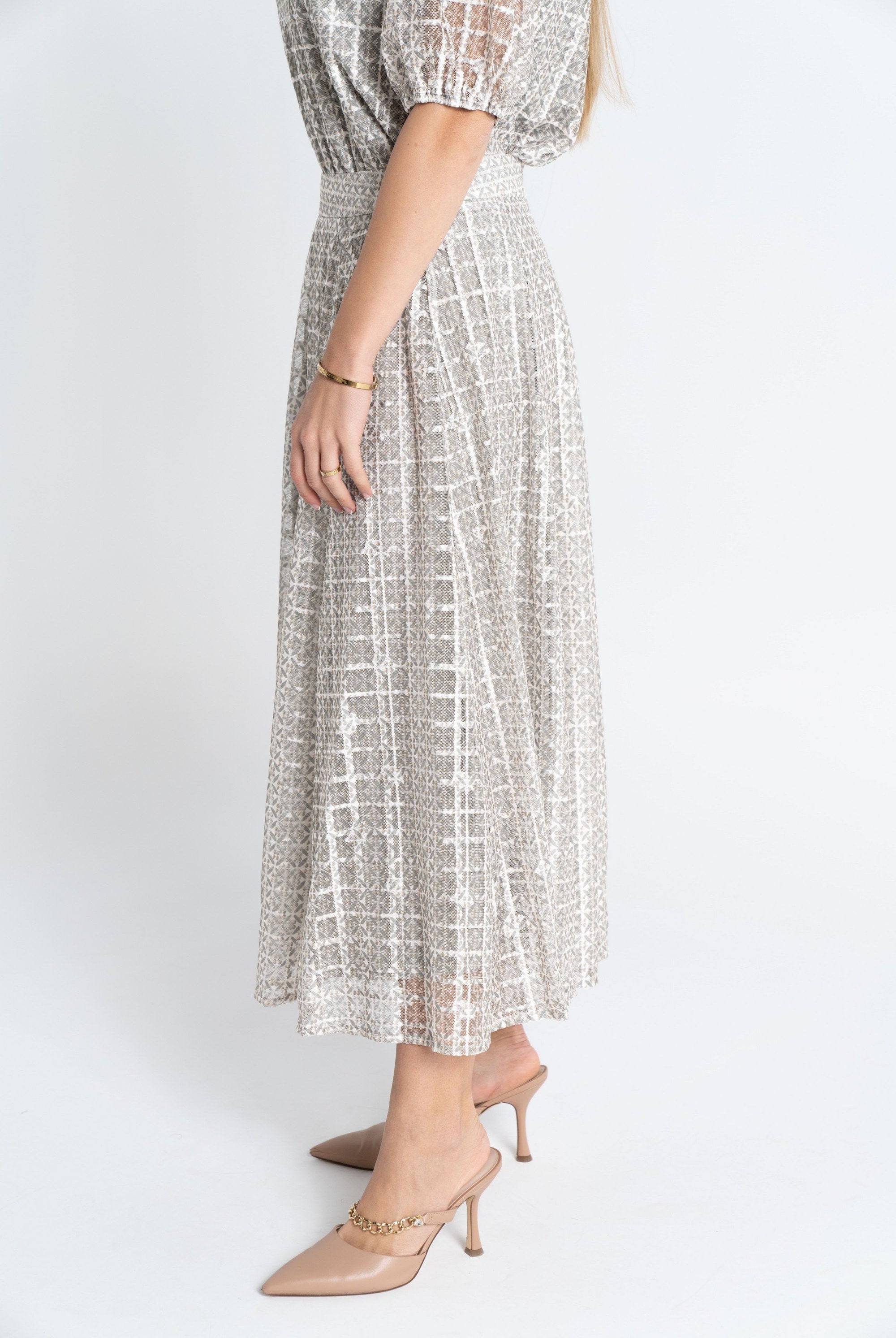 نتشي تنورة ميدي منقوشة بقصة كلوش نسائي