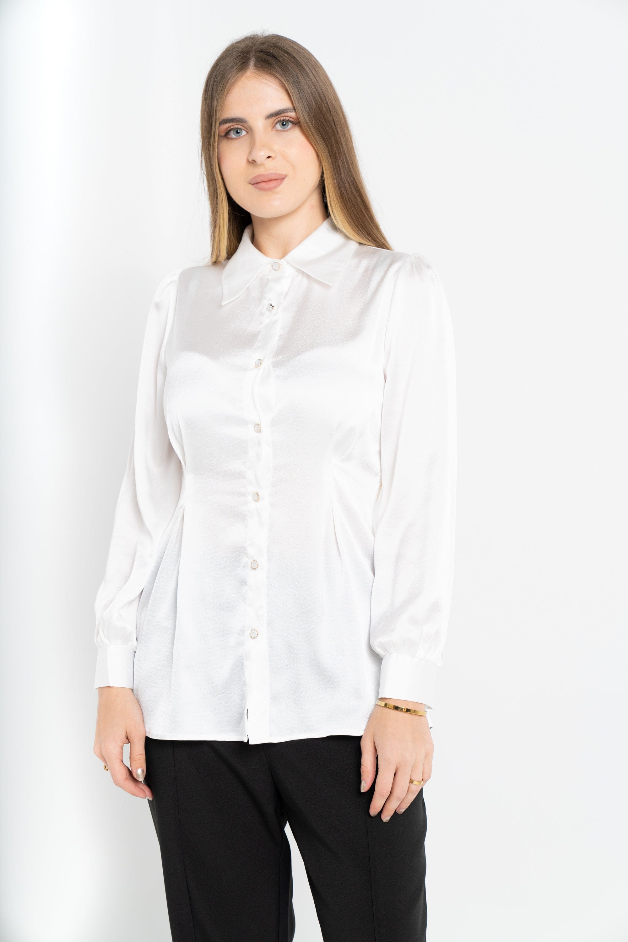 نتشي بلوزة سادة مخصرة كم طويل بف نسائي