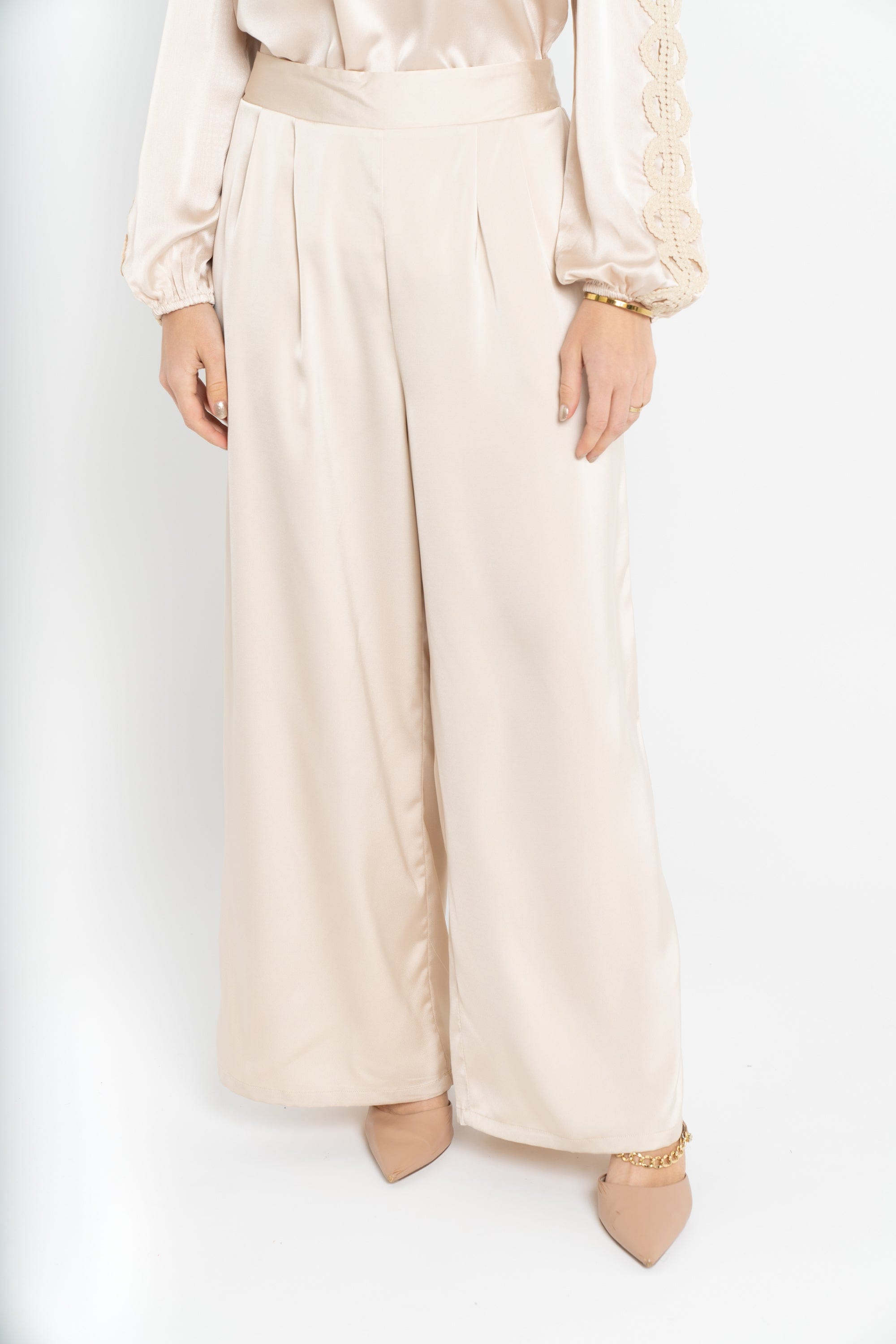 نتشي بنطلون سادة واسع نسائي