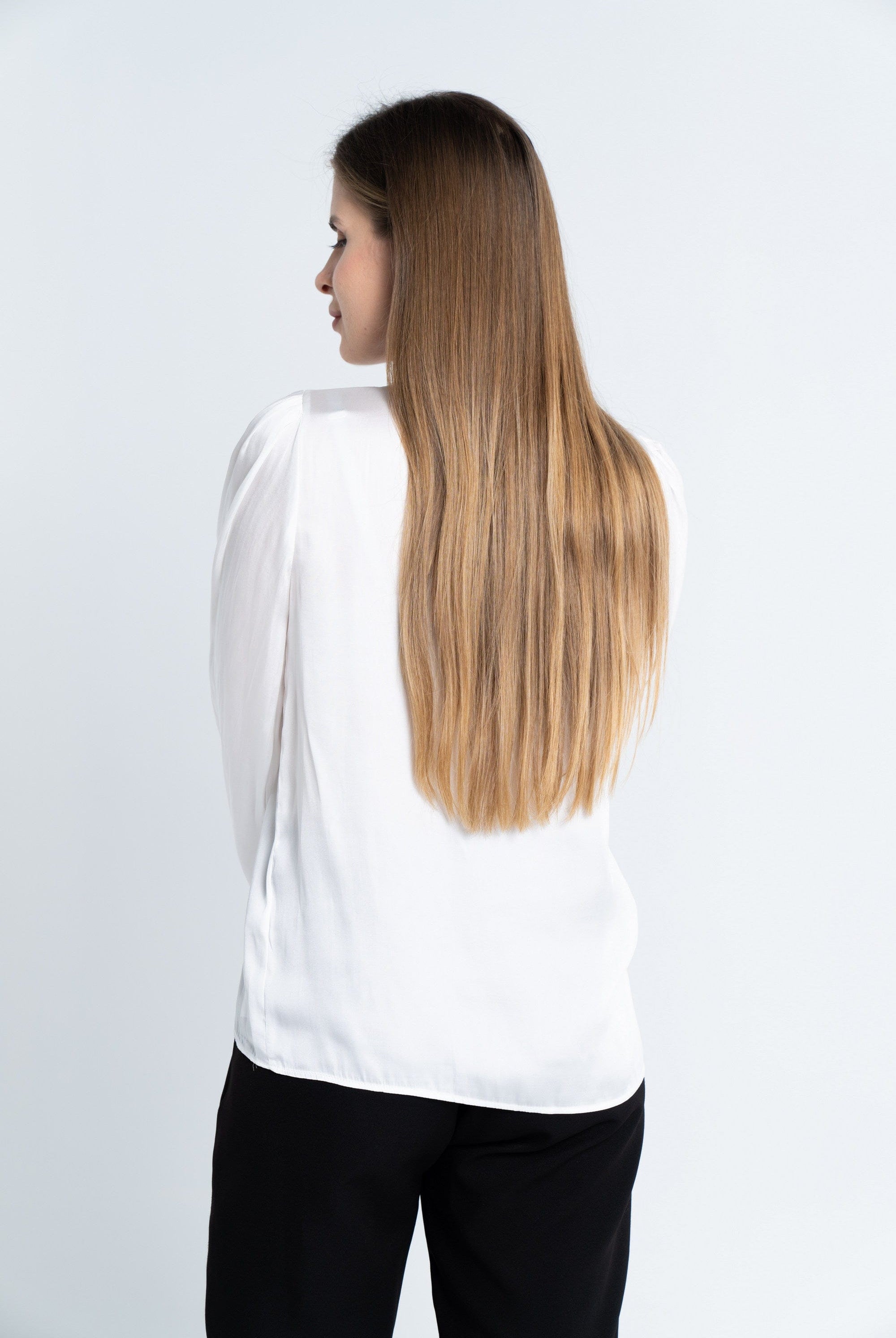 نتشي توب سادة كلاسيك كم طويل بف نسائي