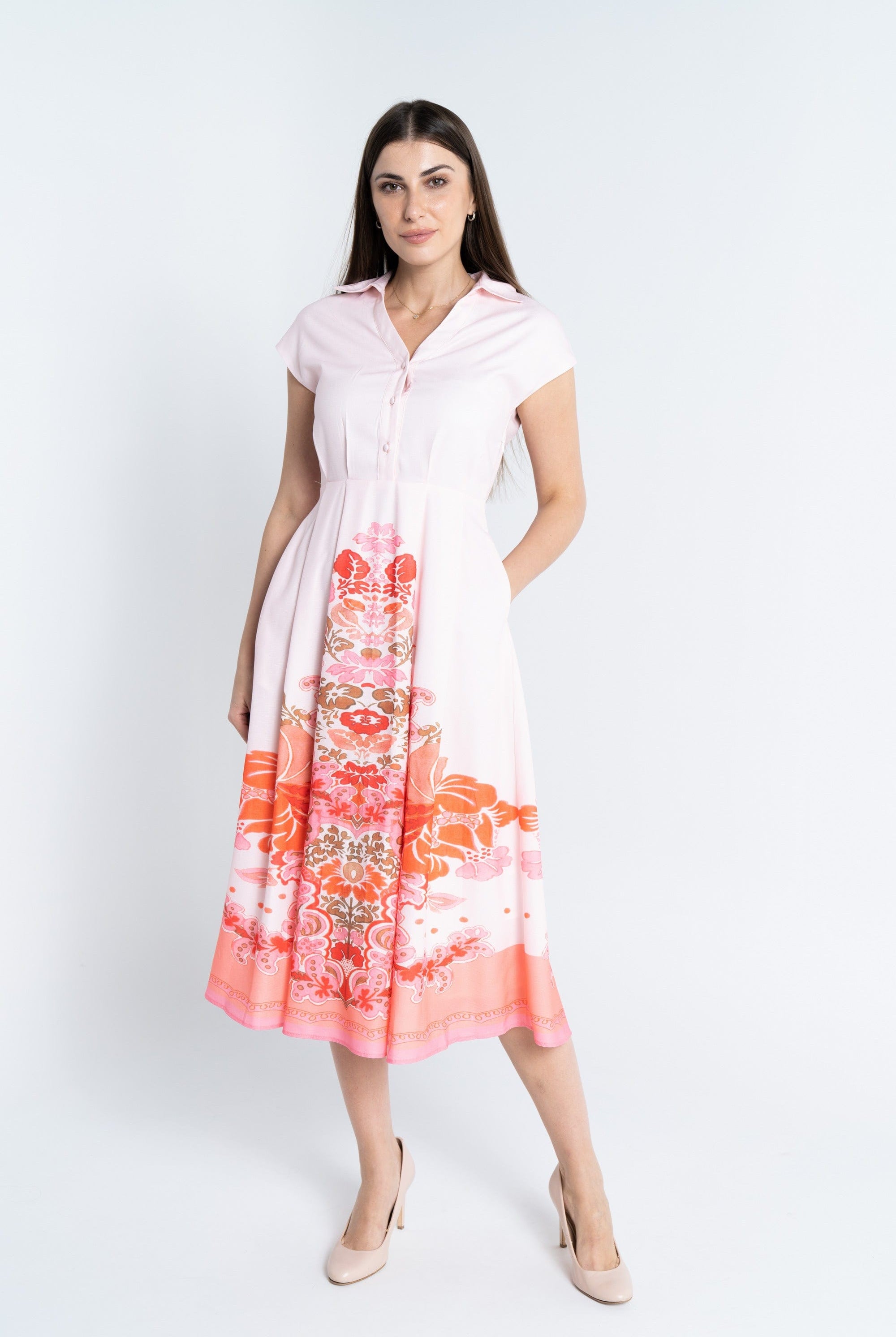 نتشي فستان ميدي مخصر كلوش من أسفل فتحة سبعة بأزرار أمامية منقوش نسائي