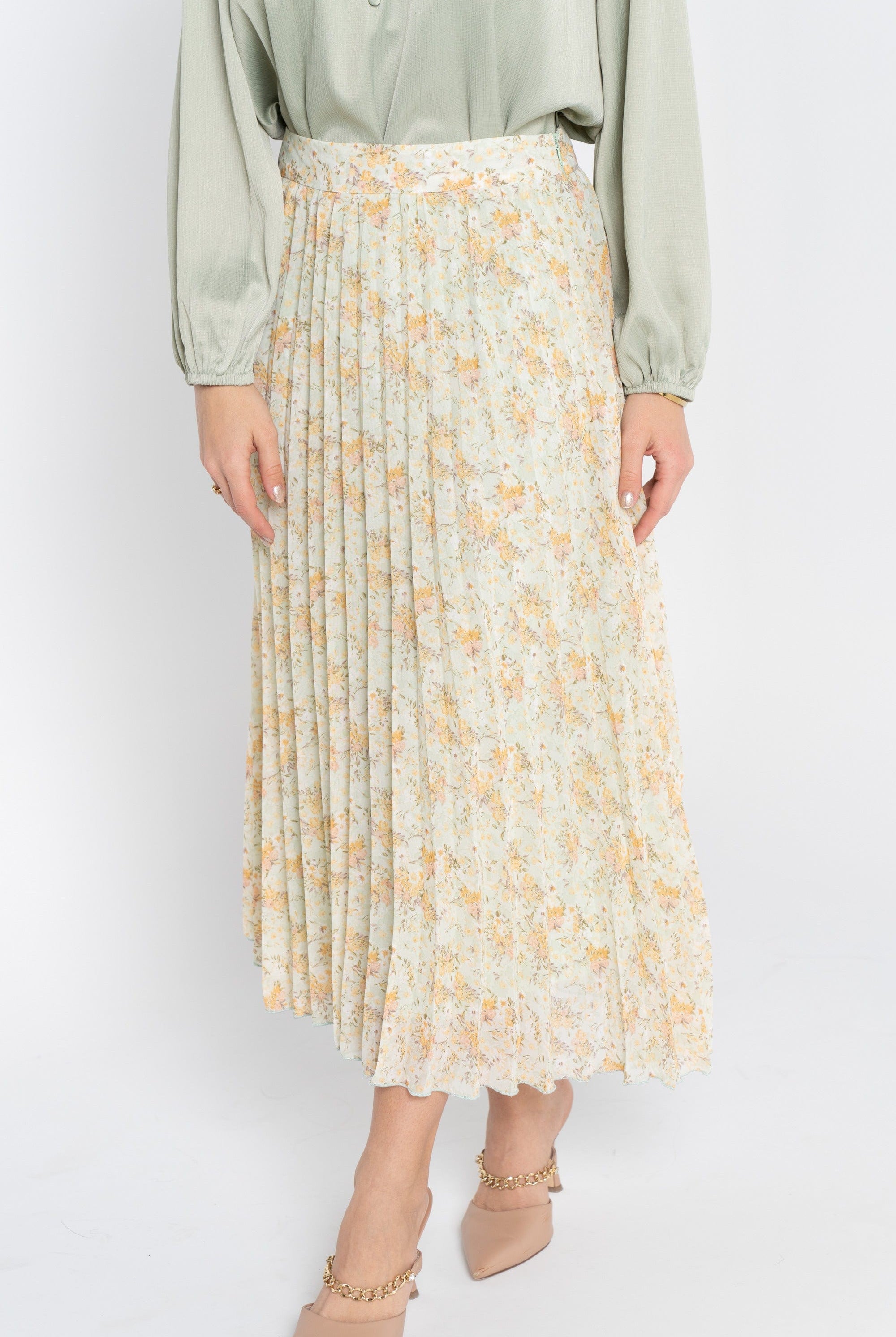 نتشي تنورة ميدي بليسيه مشجرة نص بطن نسائي