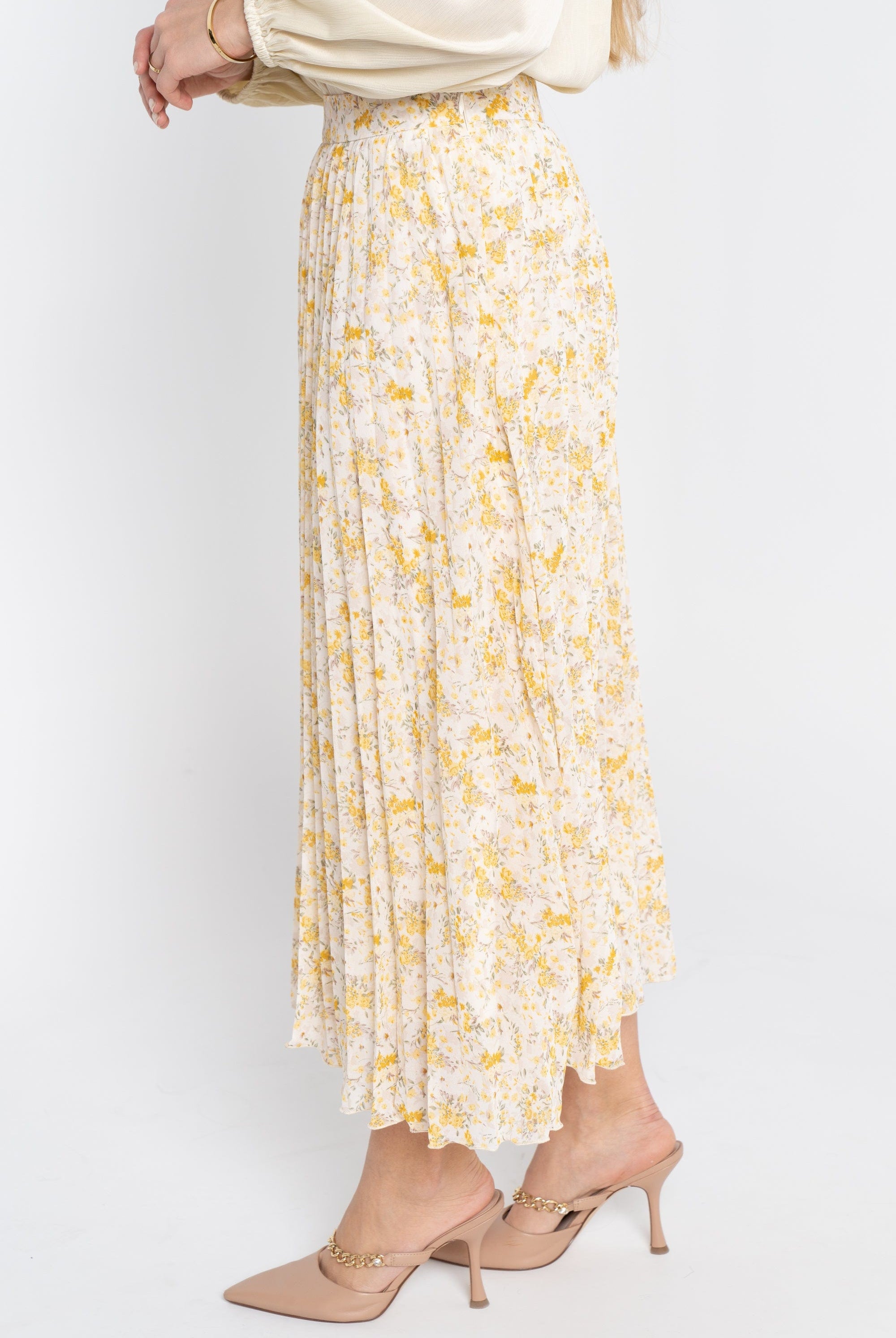 نتشي تنورة ميدي بليسيه مشجرة نص بطن نسائي