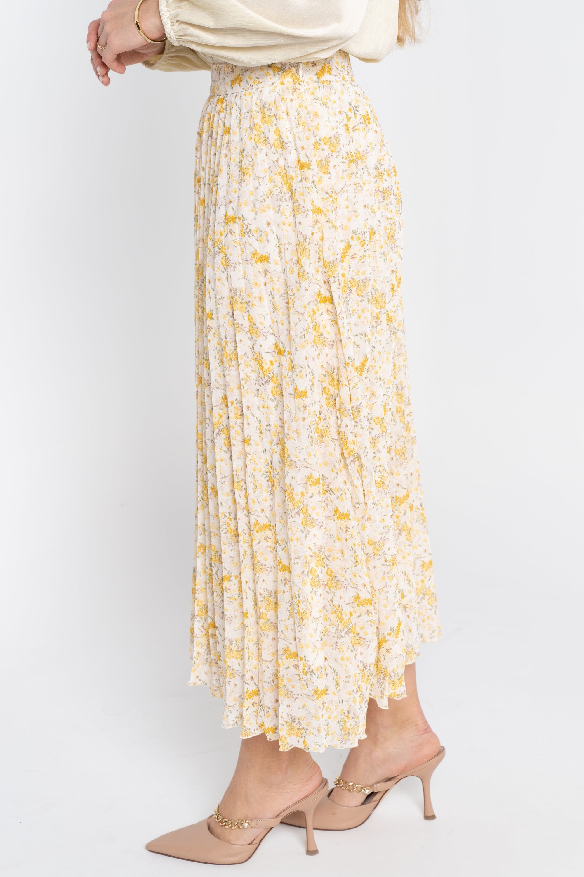 نتشي تنورة ميدي بليسيه مشجرة نص بطن نسائي