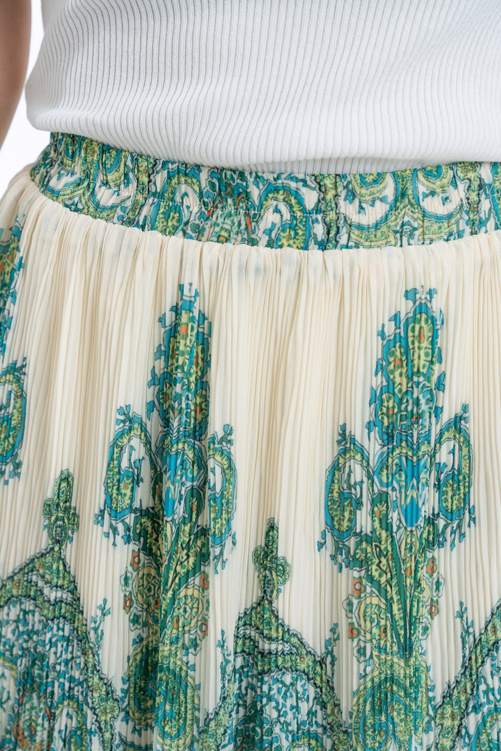 نتشي تنورة ميدي طبقتين مشجرة نسائية